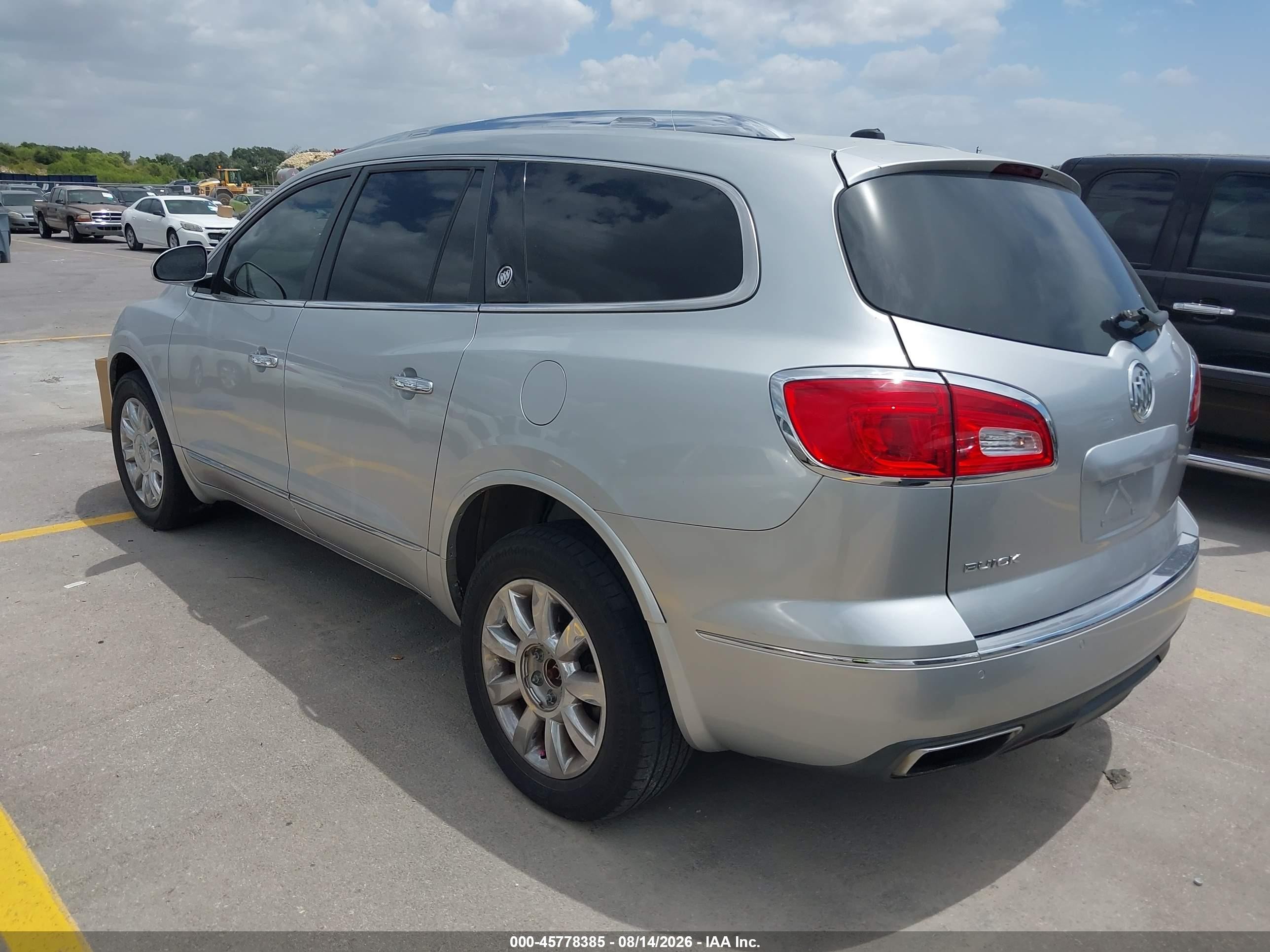 2014 Buick Enclave Leather Silver vin: 5GAKVBKDXEJ367397