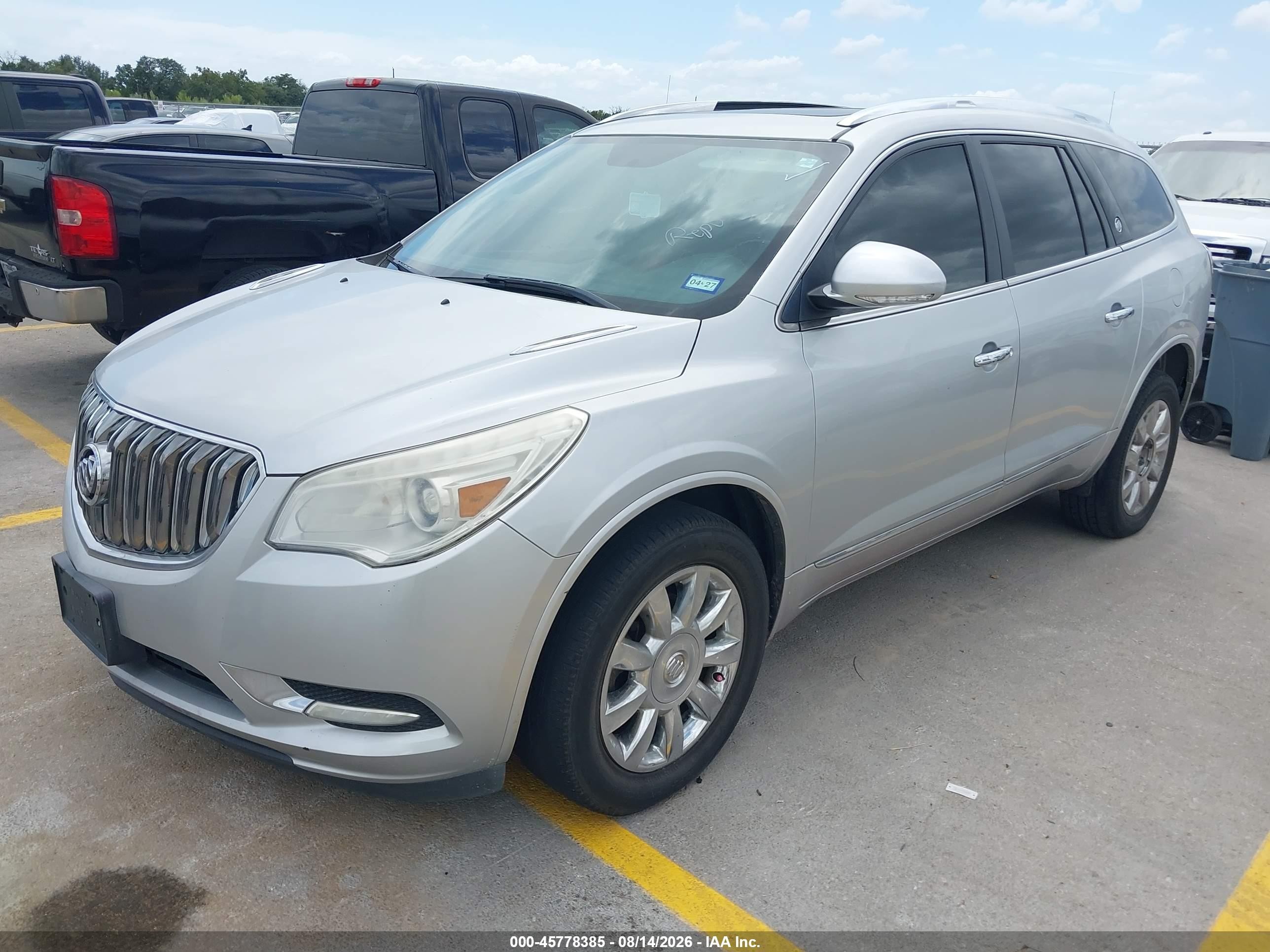 2014 Buick Enclave Leather Silver vin: 5GAKVBKDXEJ367397