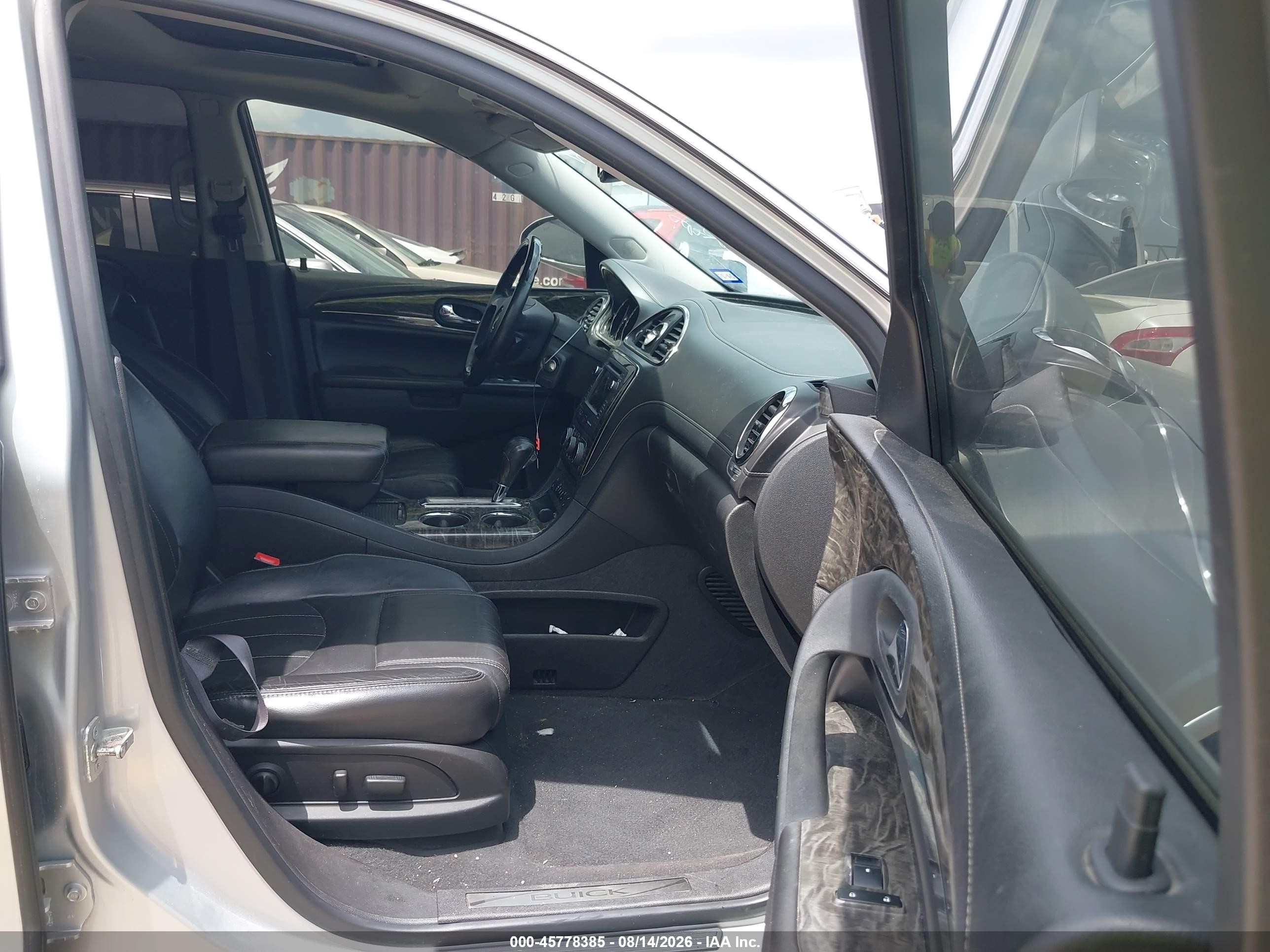 2014 Buick Enclave Leather Silver vin: 5GAKVBKDXEJ367397