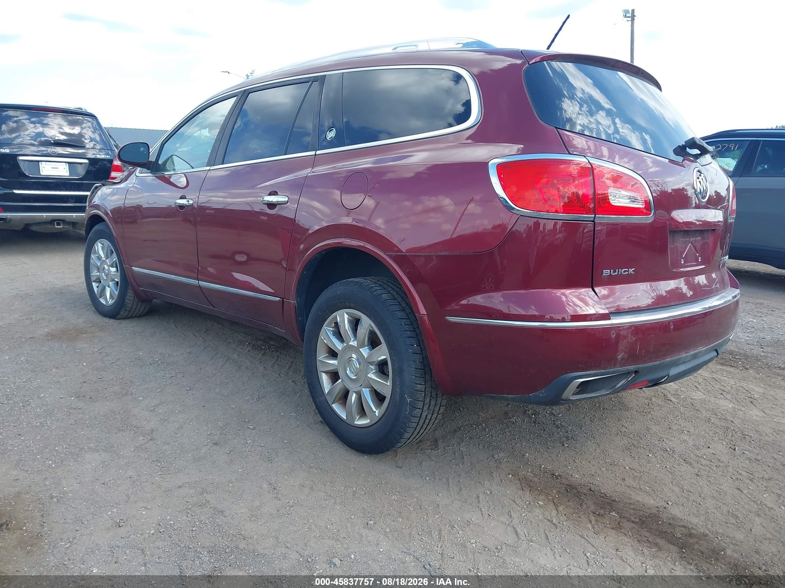 2015 Buick Enclave Leather Red vin: 5GAKVBKDXFJ380846