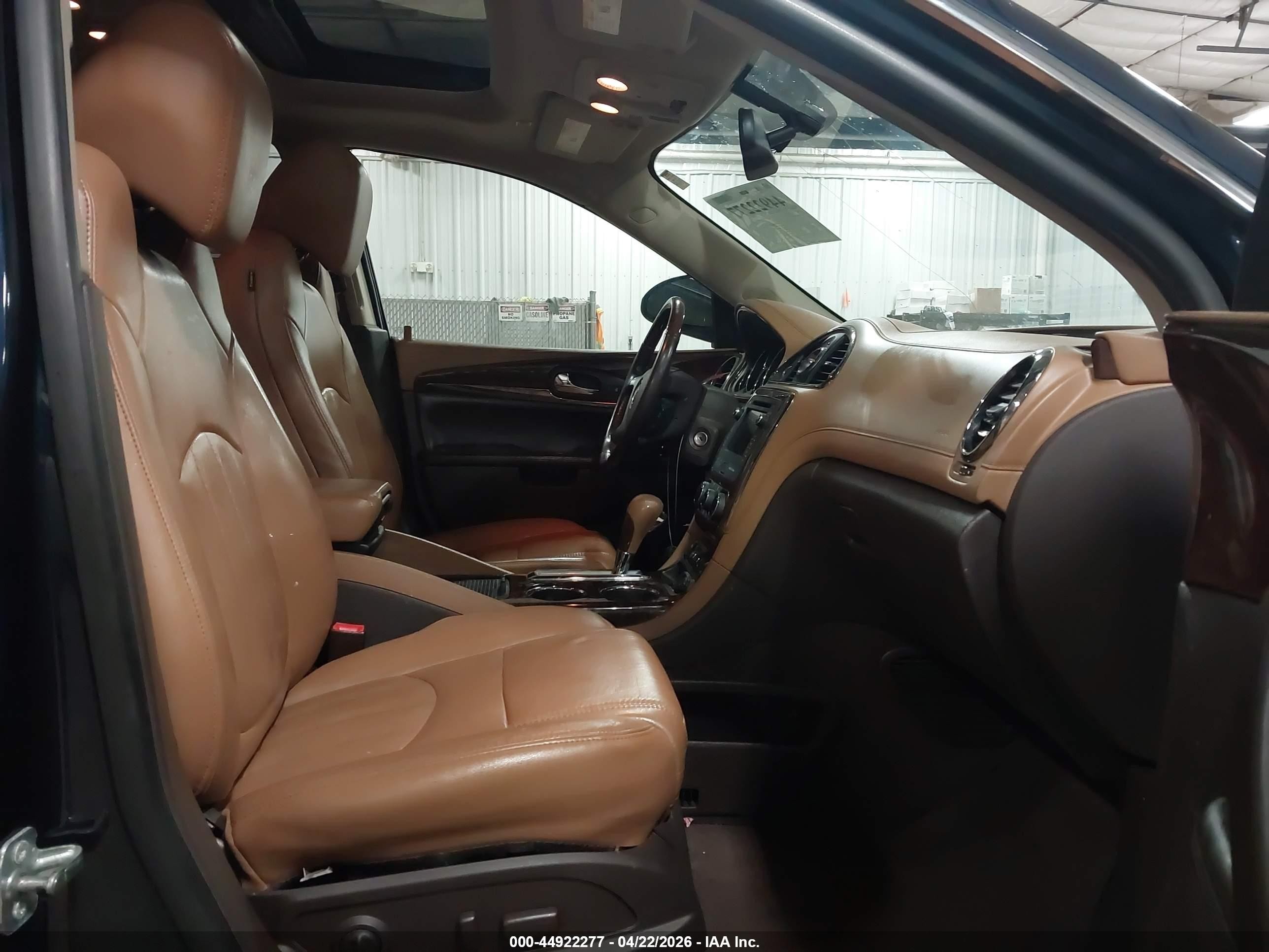 2016 Buick Enclave Leather Navy vin: 5GAKVBKDXGJ265360