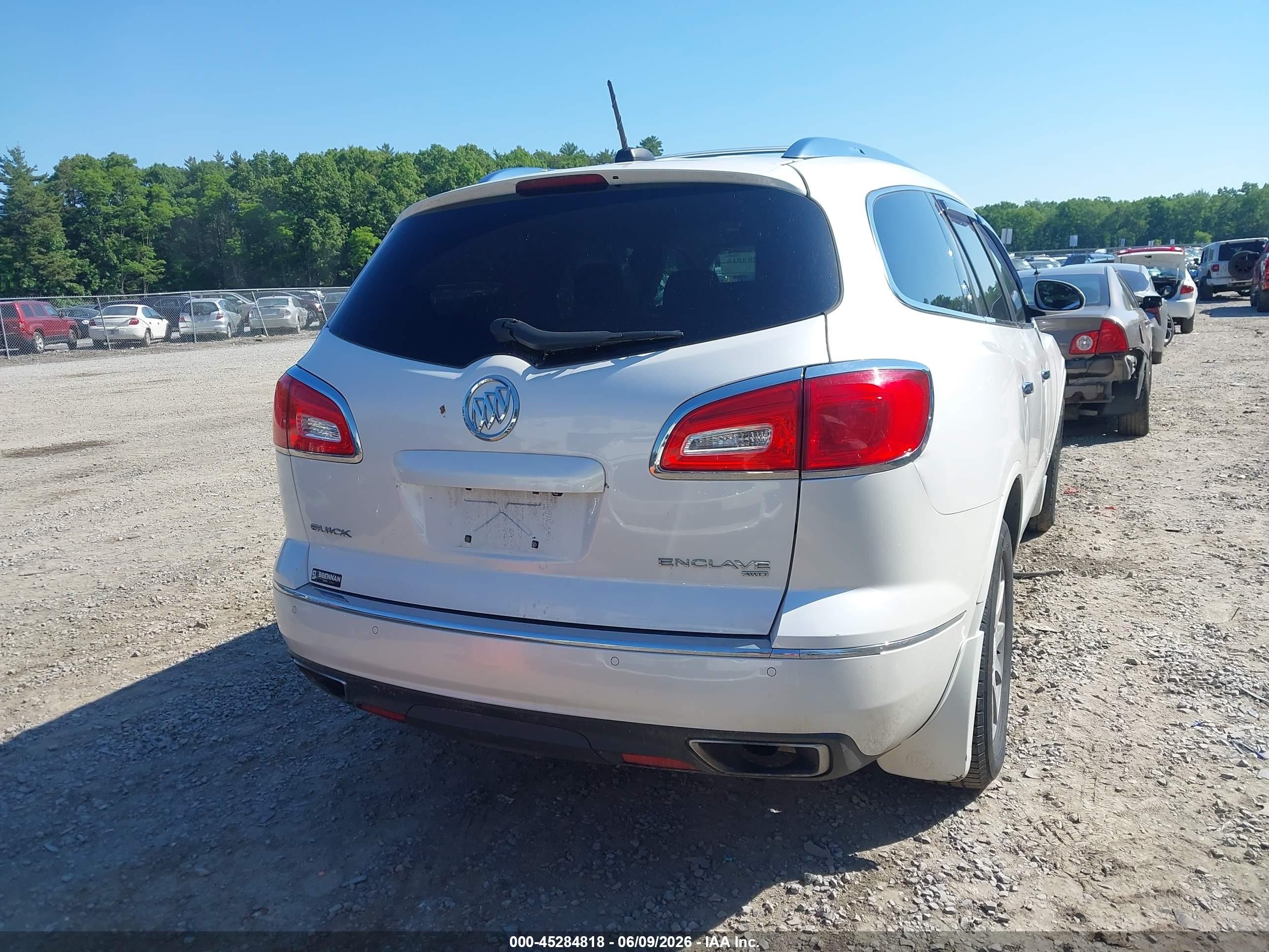 2016 Buick Enclave Leather White vin: 5GAKVBKDXGJ297130