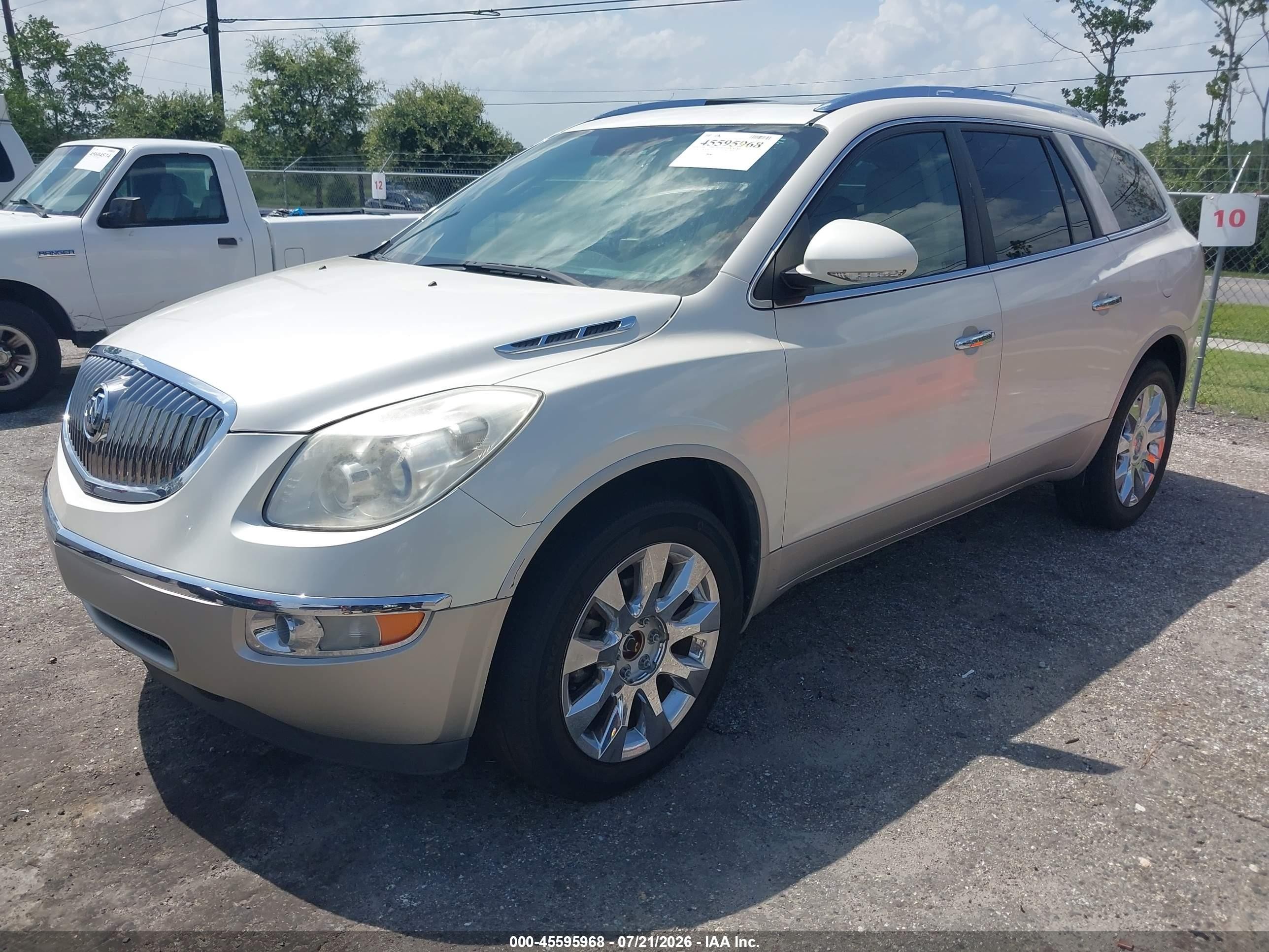 2011 Buick Enclave 2xl Cream vin: 5GAKVCED0BJ107166