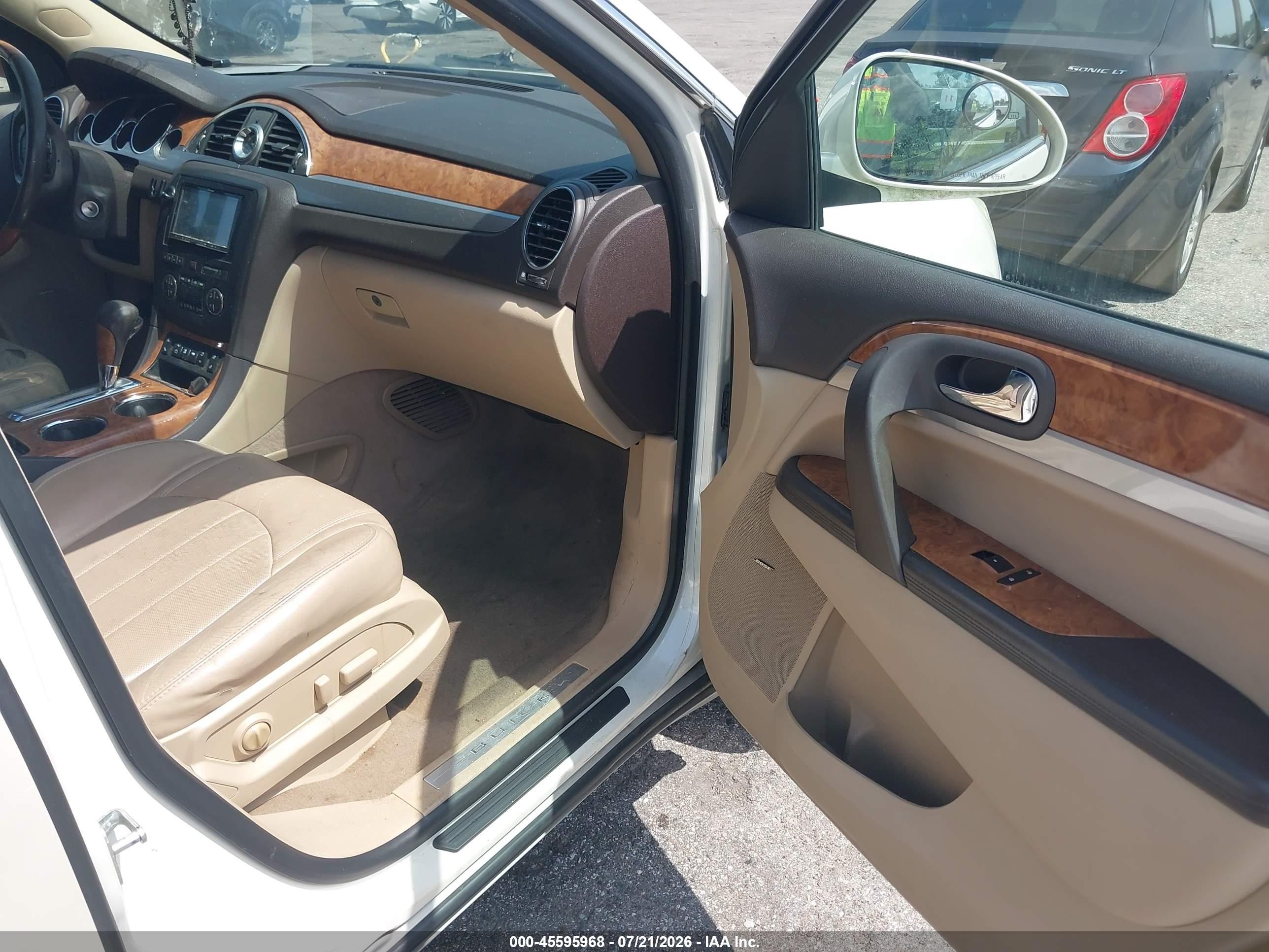 2011 Buick Enclave 2xl Cream vin: 5GAKVCED0BJ107166