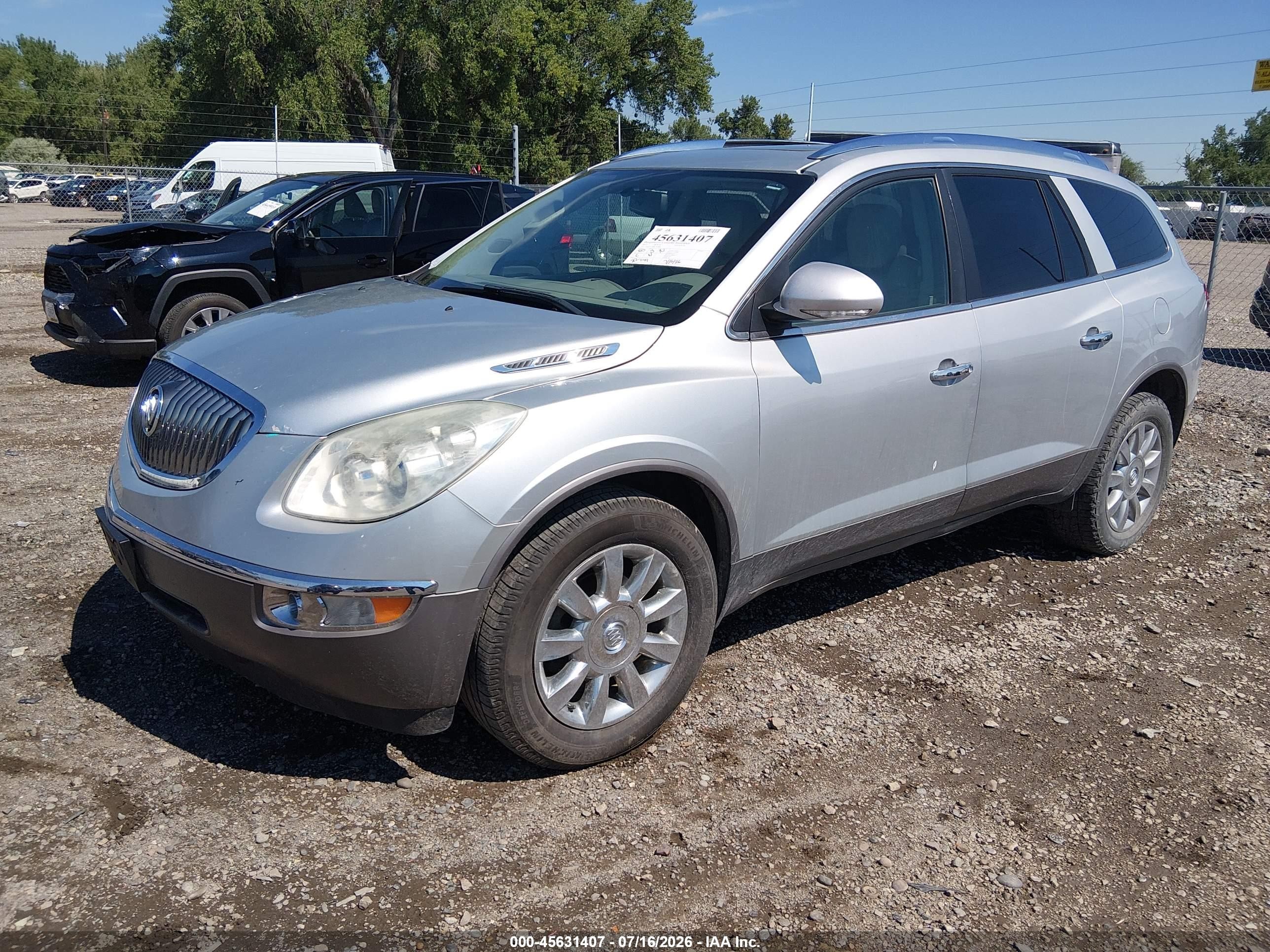 2012 Buick Enclave Leather Silver vin: 5GAKVCED0CJ275861