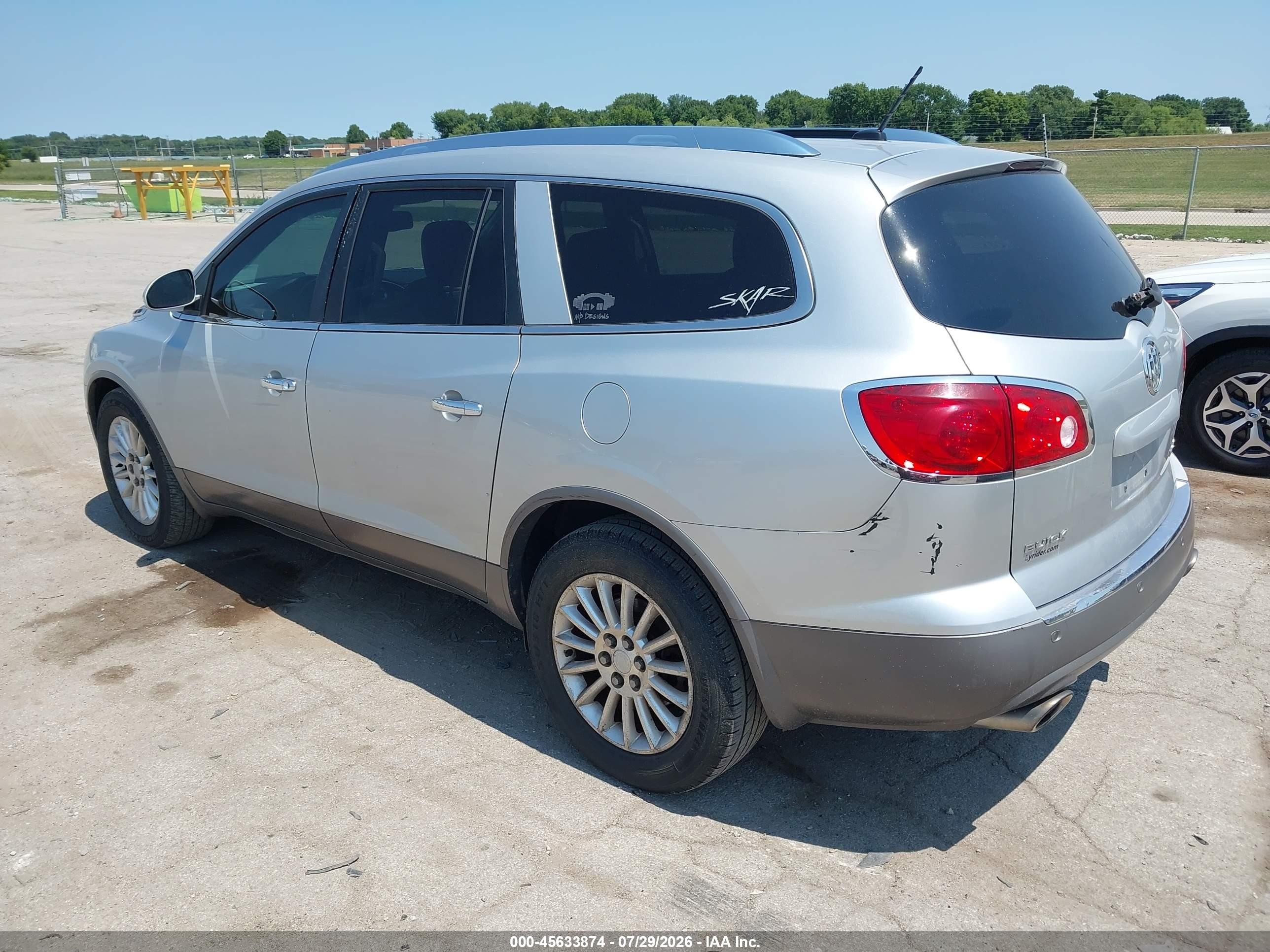 2012 Buick Enclave Leather Silver vin: 5GAKVCED1CJ236020