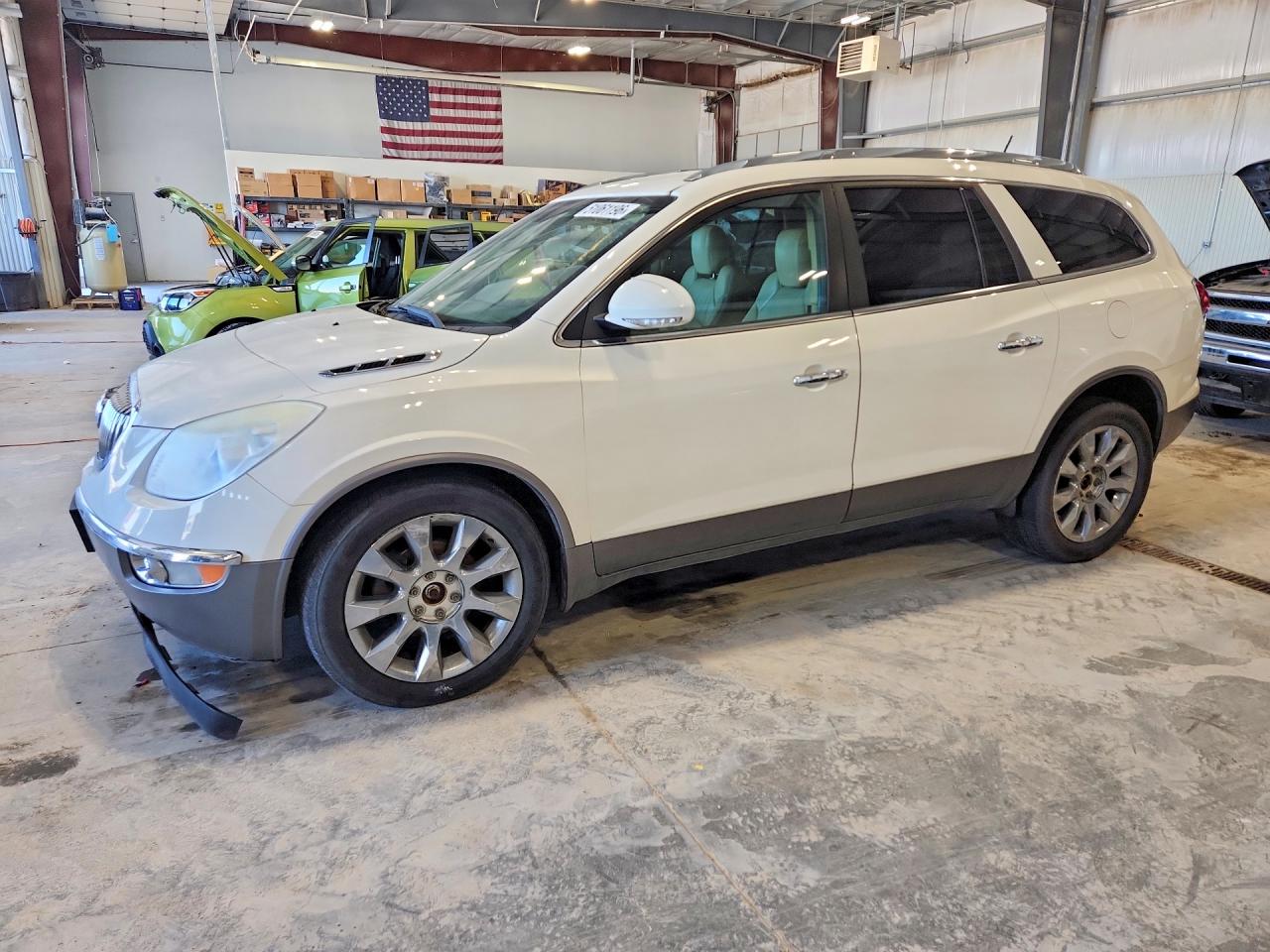 2011 Buick Enclave Cxl Белый vin: 5GAKVCED2BJ120257