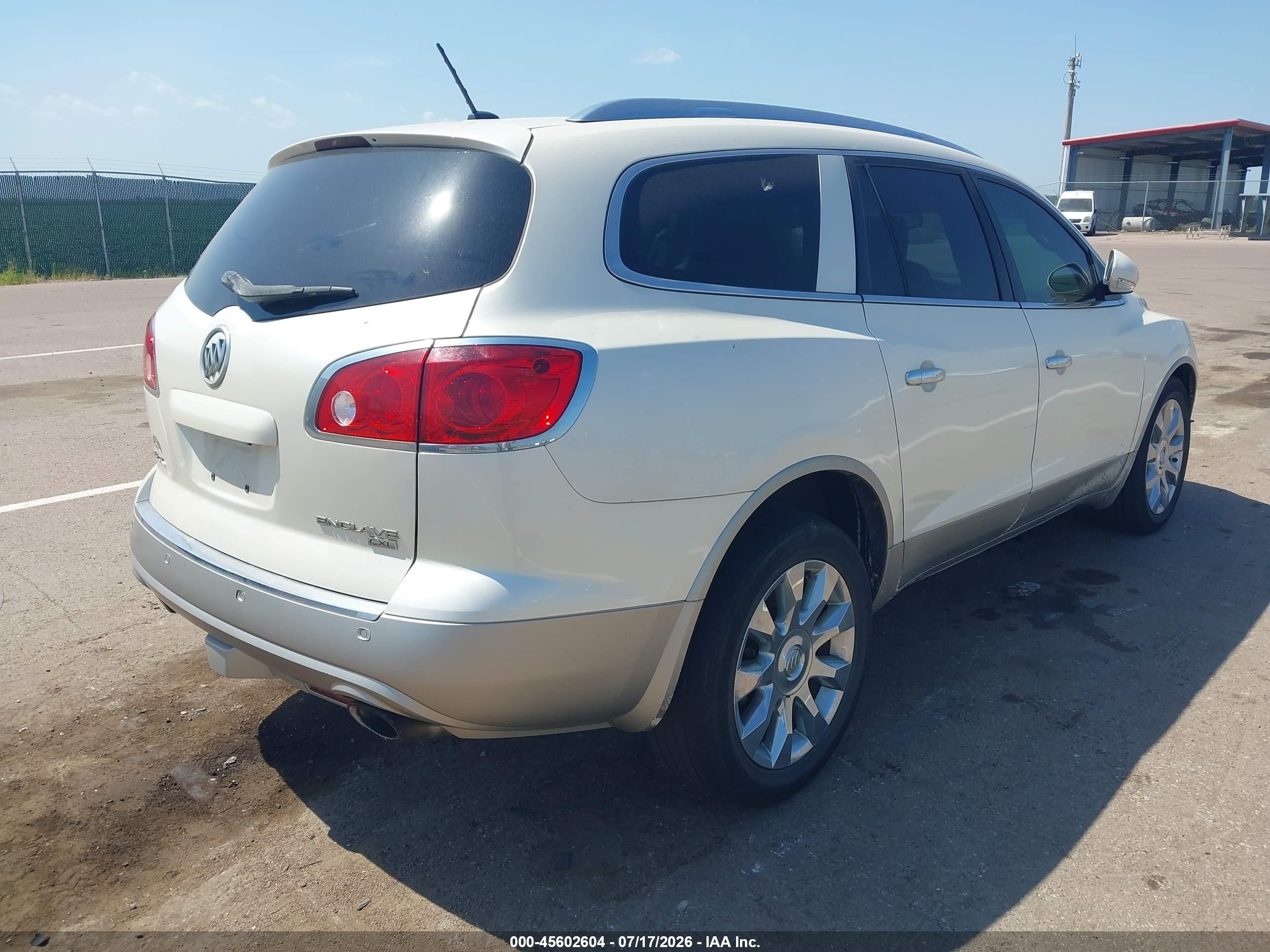2011 Buick Enclave 2xl White vin: 5GAKVCED2BJ413950