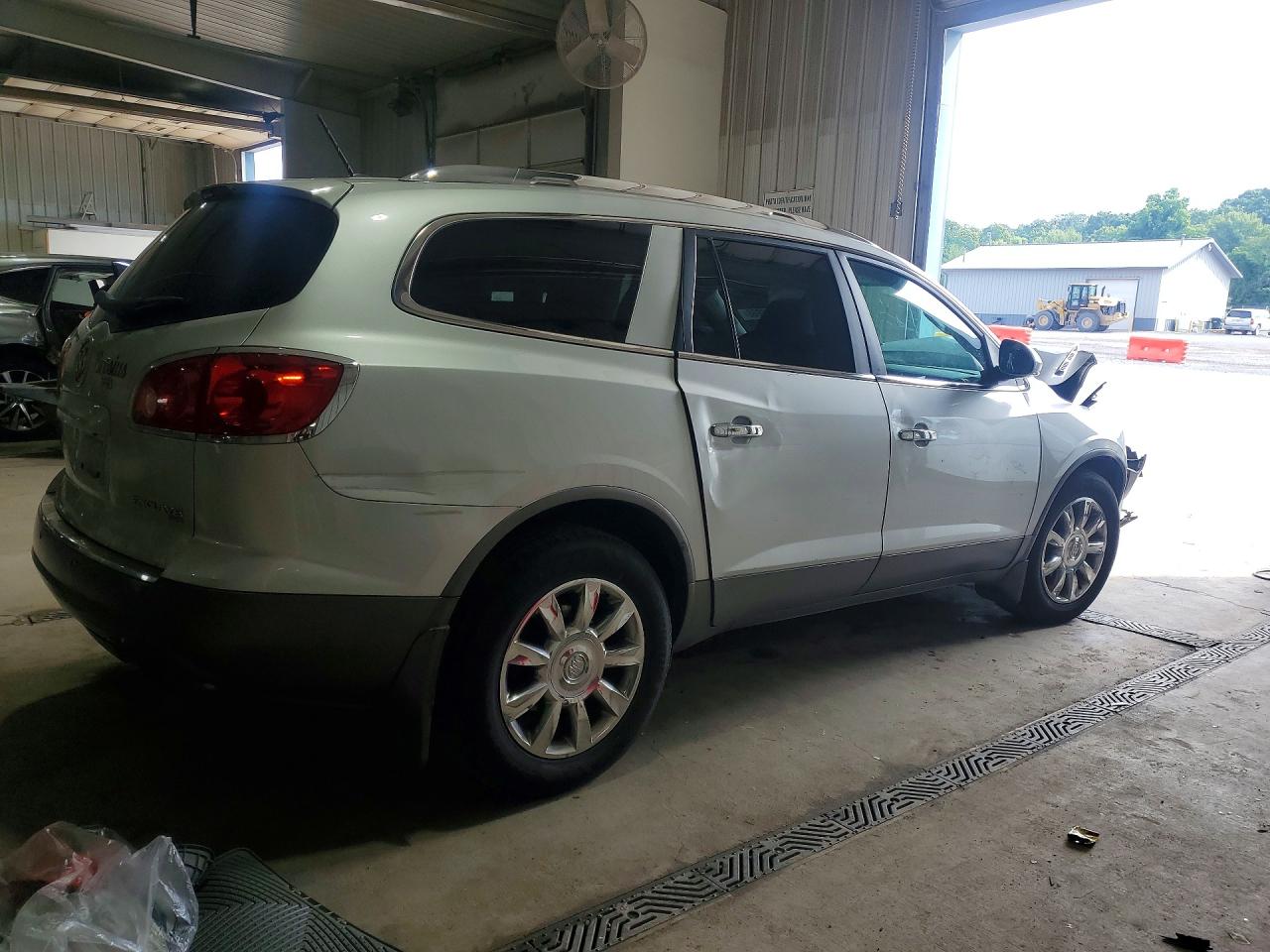 2012 Buick Enclave Silver vin: 5GAKVCED3CJ218201