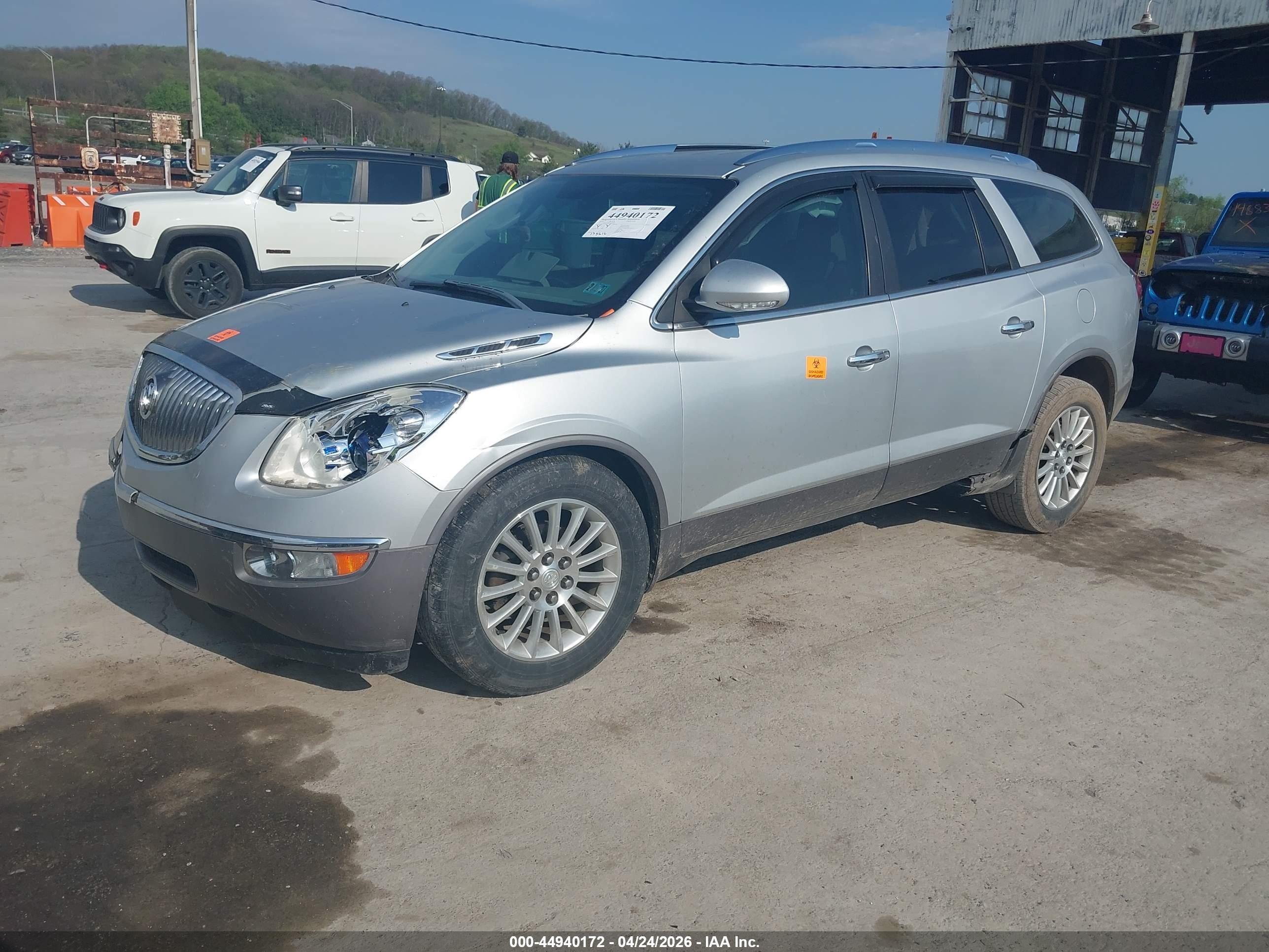 2012 Buick Enclave Leather Silver vin: 5GAKVCED5CJ303301