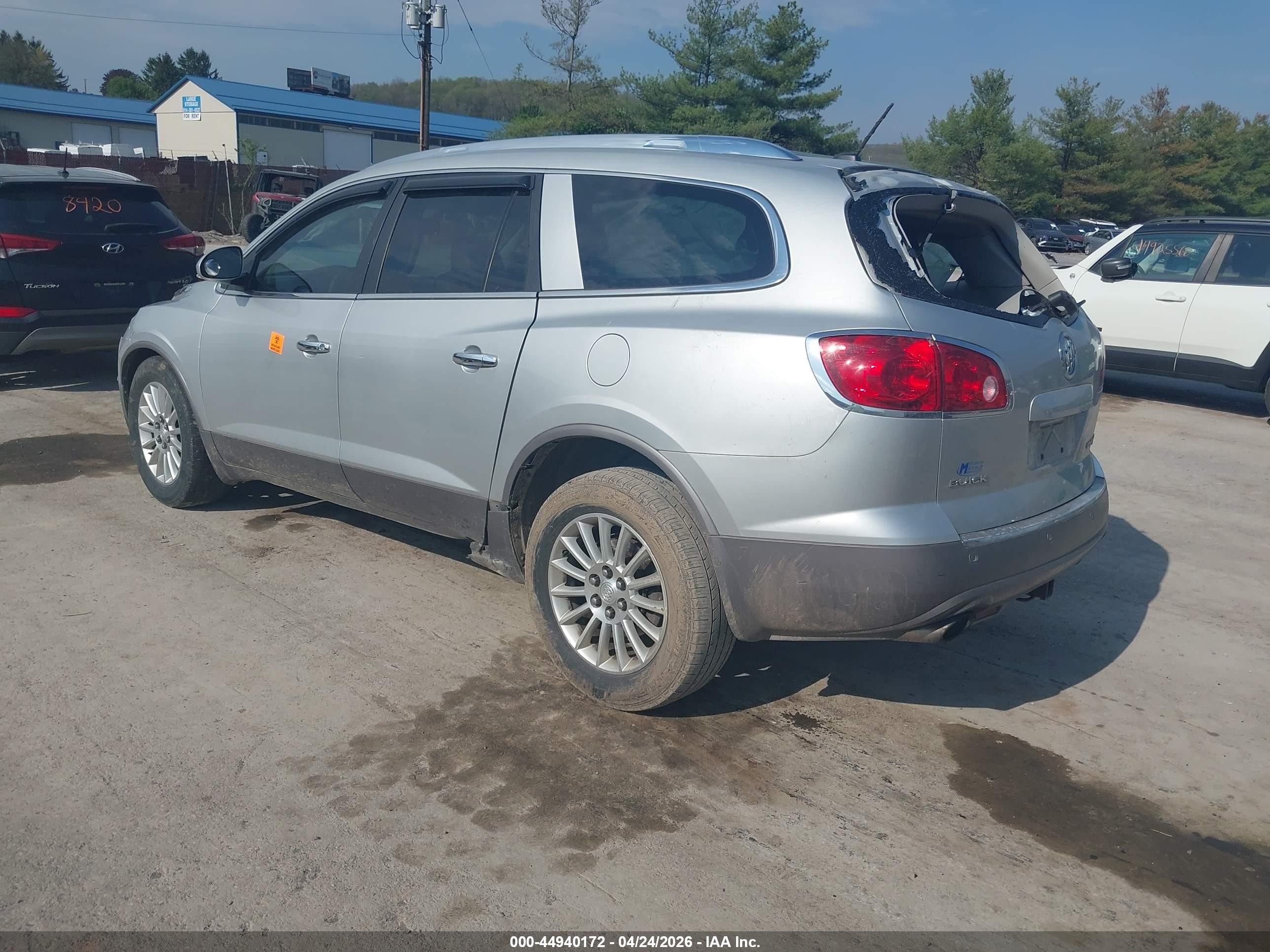 2012 Buick Enclave Leather Silver vin: 5GAKVCED5CJ303301