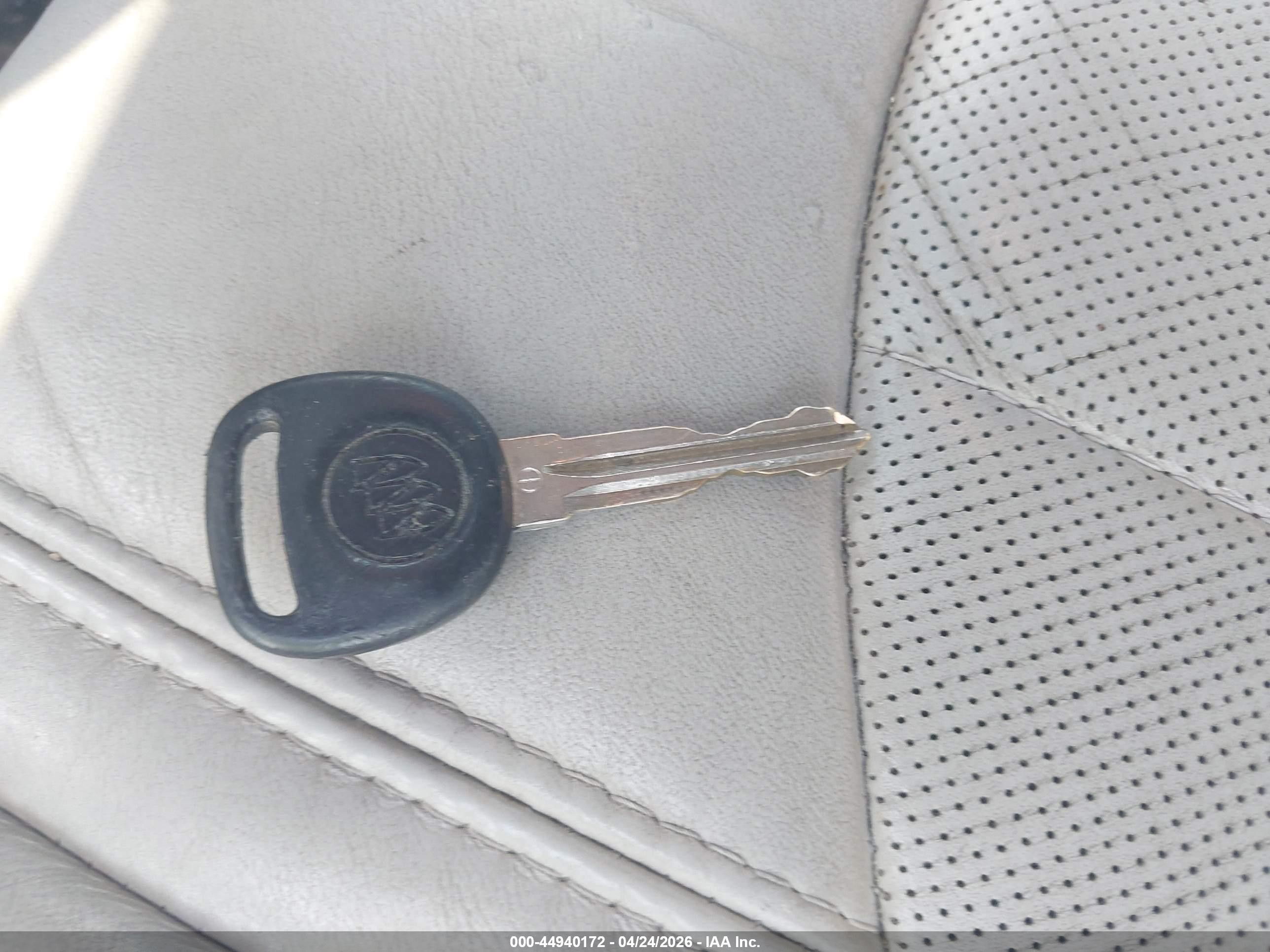 2012 Buick Enclave Leather Silver vin: 5GAKVCED5CJ303301