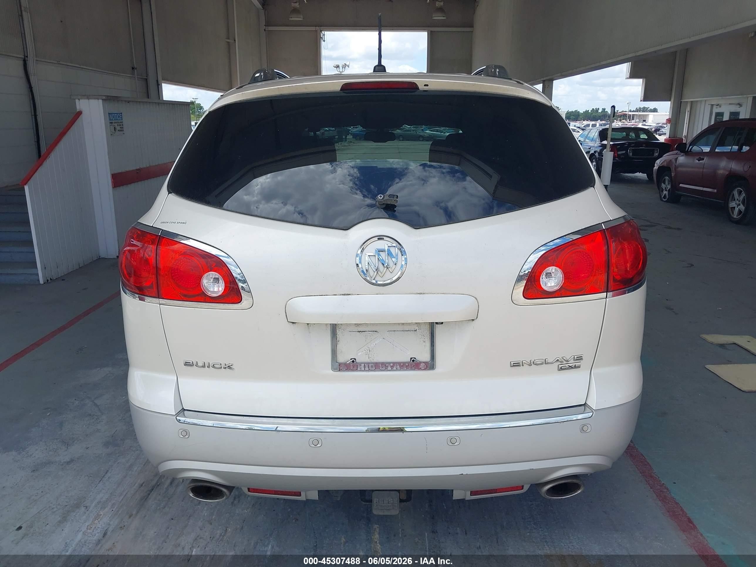 2011 Buick Enclave 2xl White vin: 5GAKVCED7BJ167428