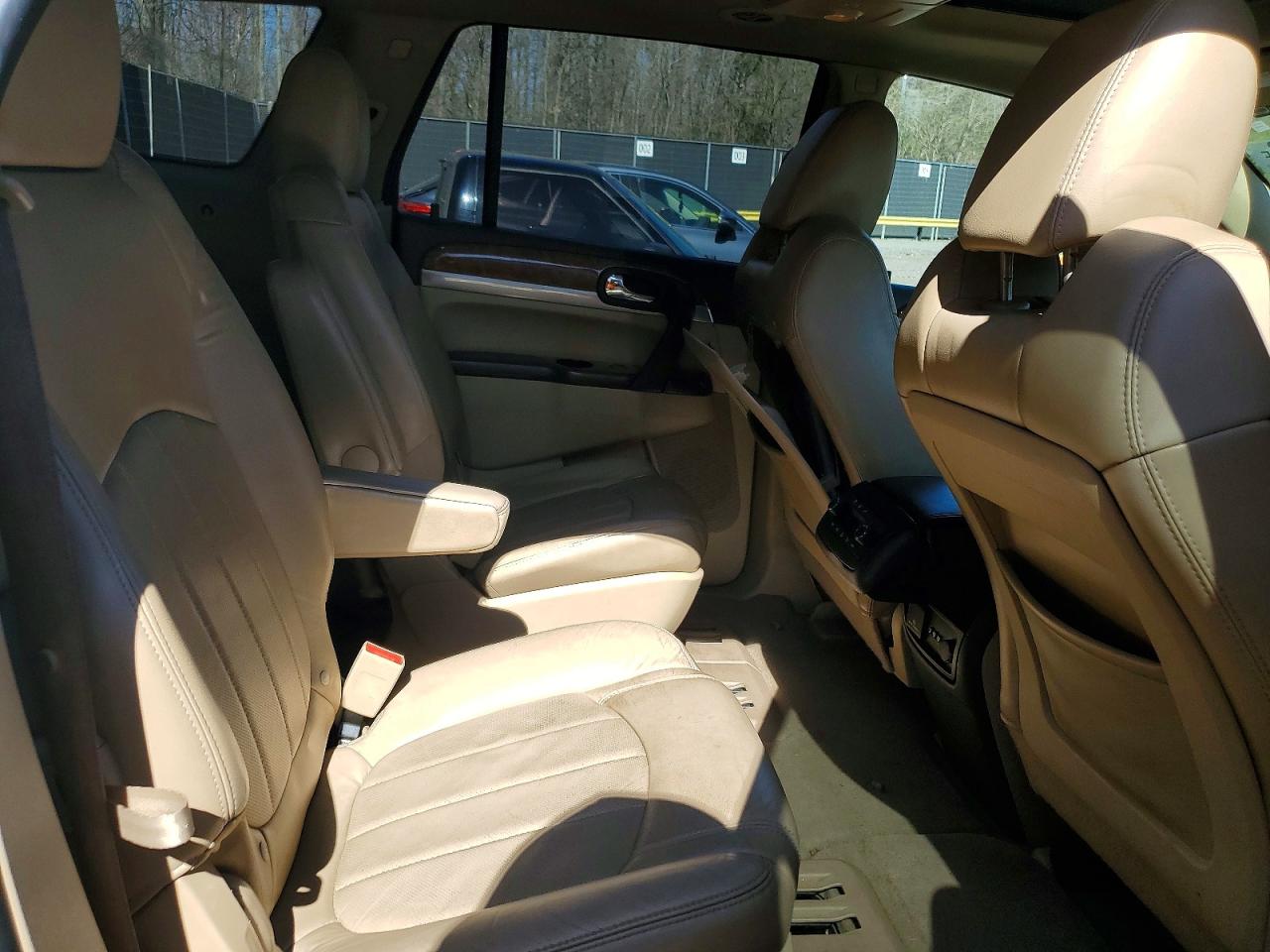 2011 Buick Enclave Cxl Tan vin: 5GAKVCED7BJ221102