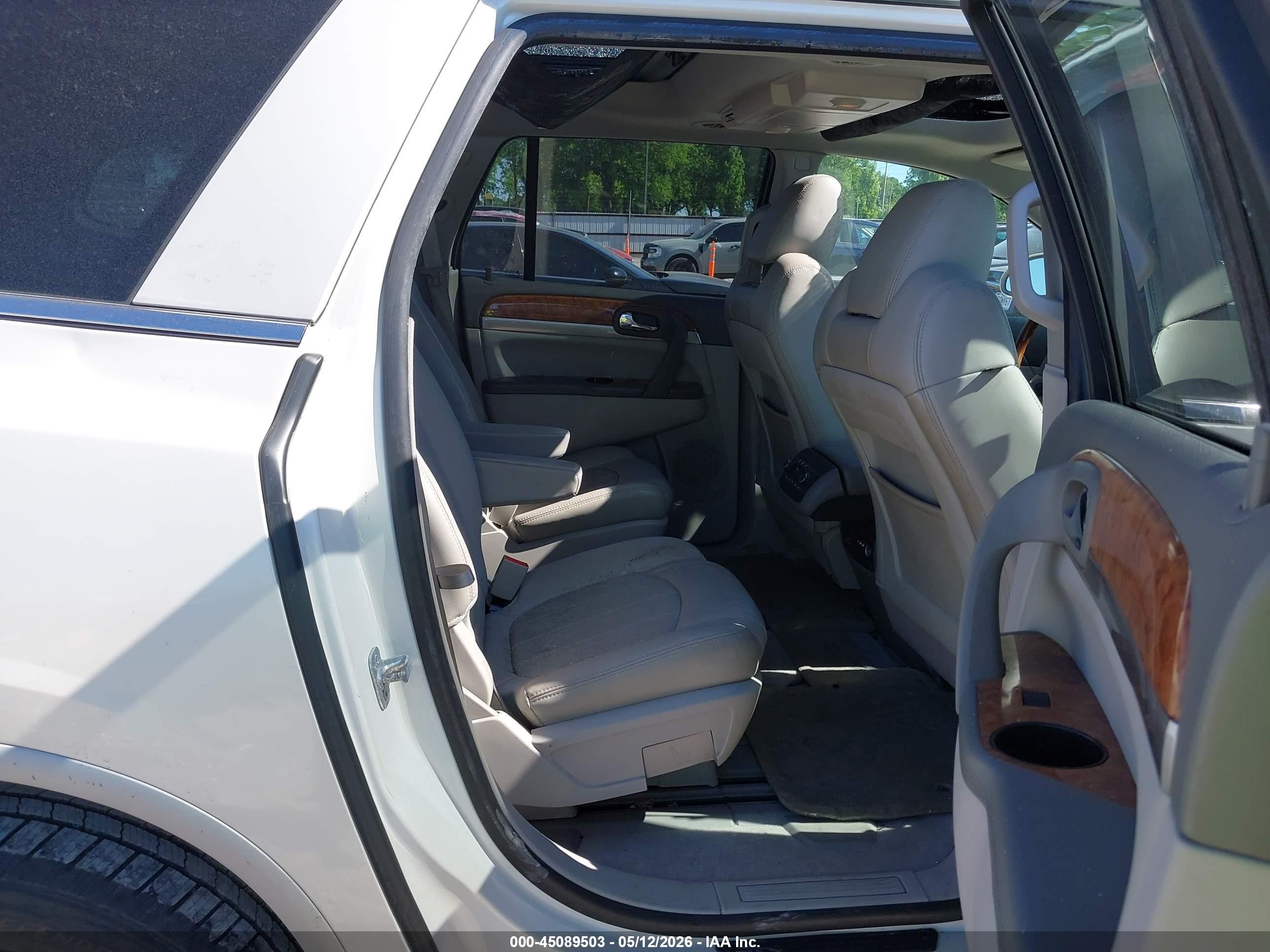 2011 Buick Enclave 2xl Cream vin: 5GAKVCED7BJ289643