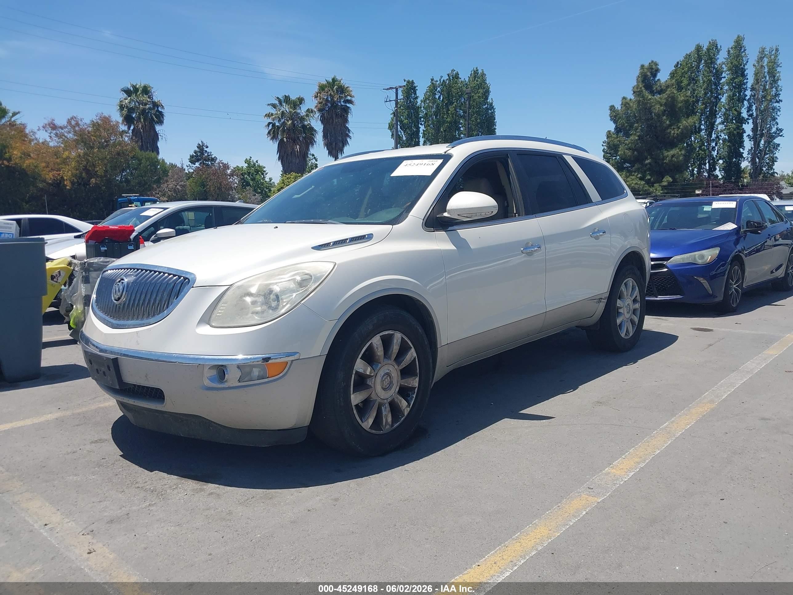 2012 Buick Enclave Leather White vin: 5GAKVCED8CJ266048