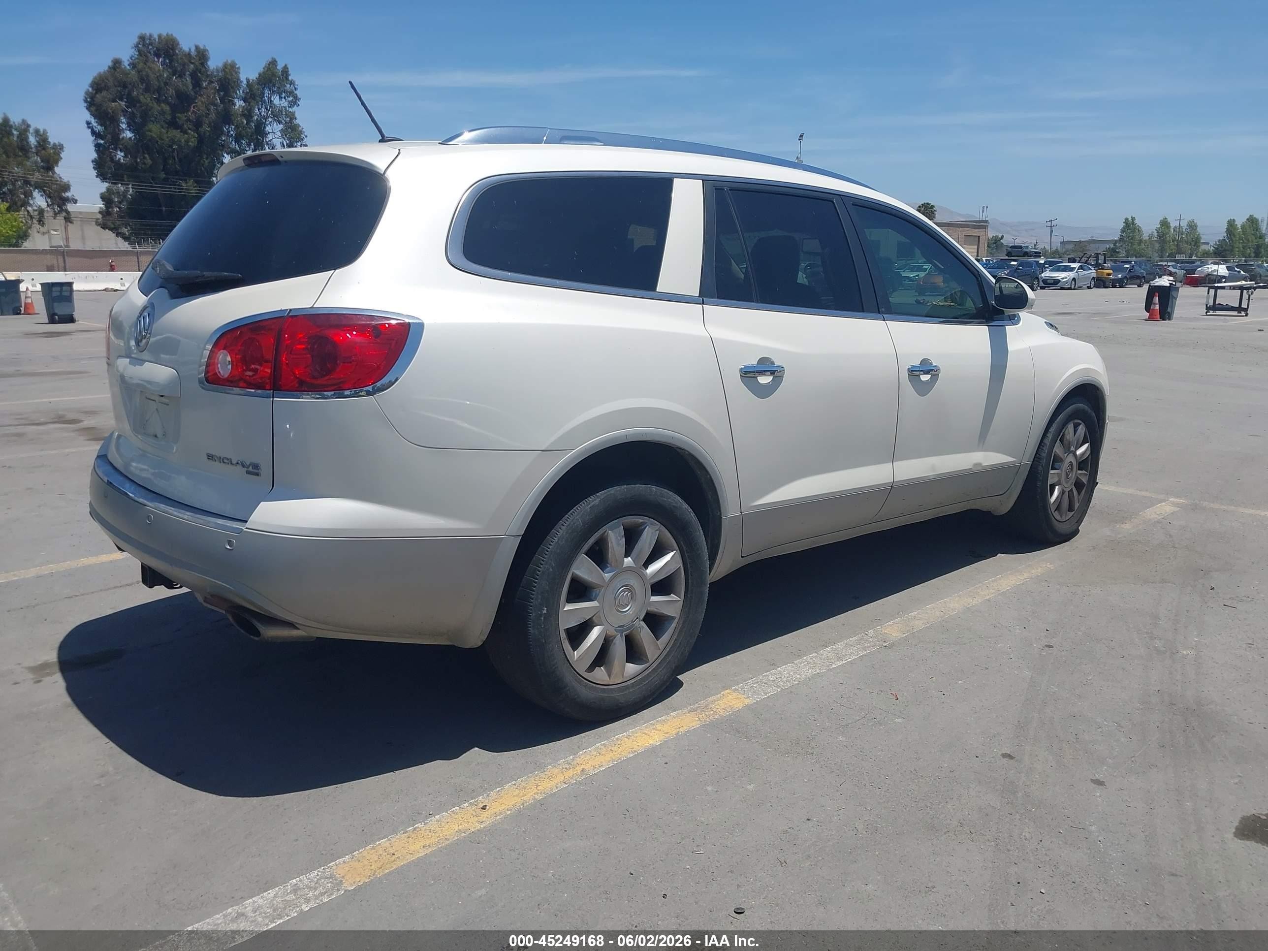 2012 Buick Enclave Leather White vin: 5GAKVCED8CJ266048