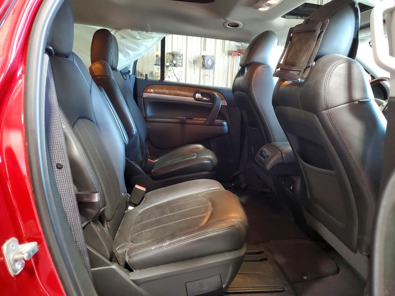 2012 Buick Enclave Red vin: 5GAKVCEDXCJ423000