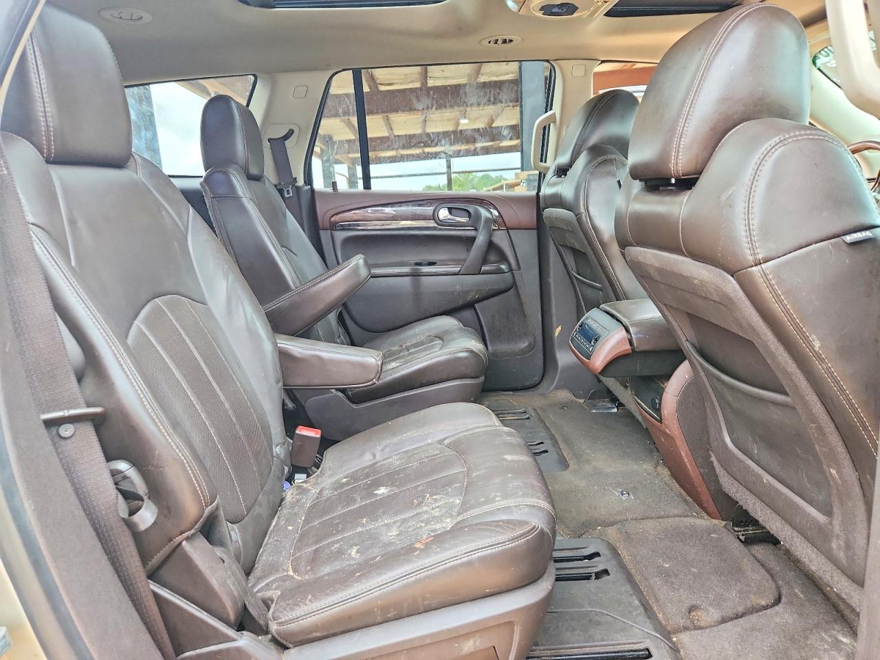 2013 Buick Enclave Beige vin: 5GAKVCKD0DJ189326