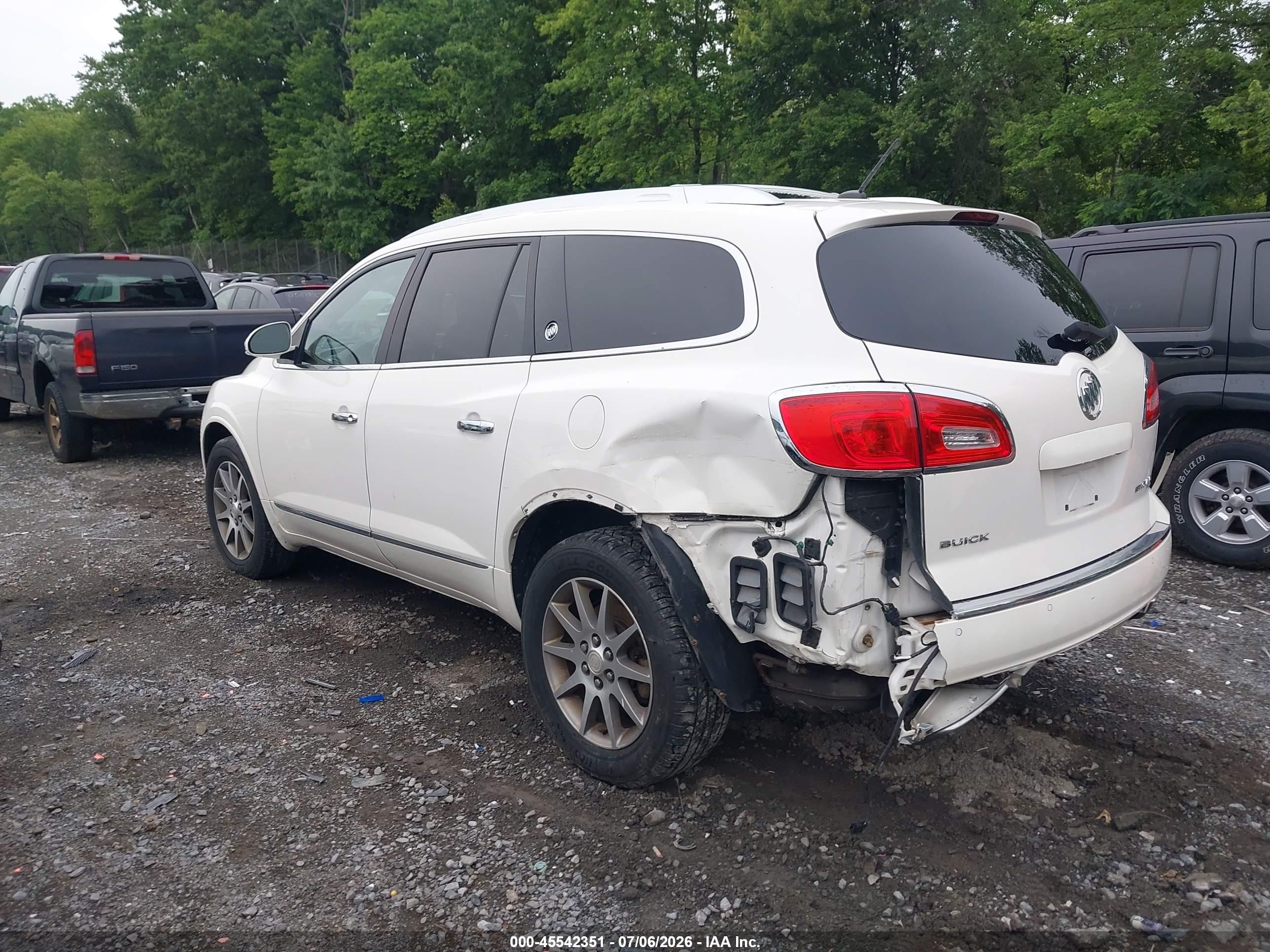2013 Buick Enclave Leather Cream vin: 5GAKVCKD0DJ262050