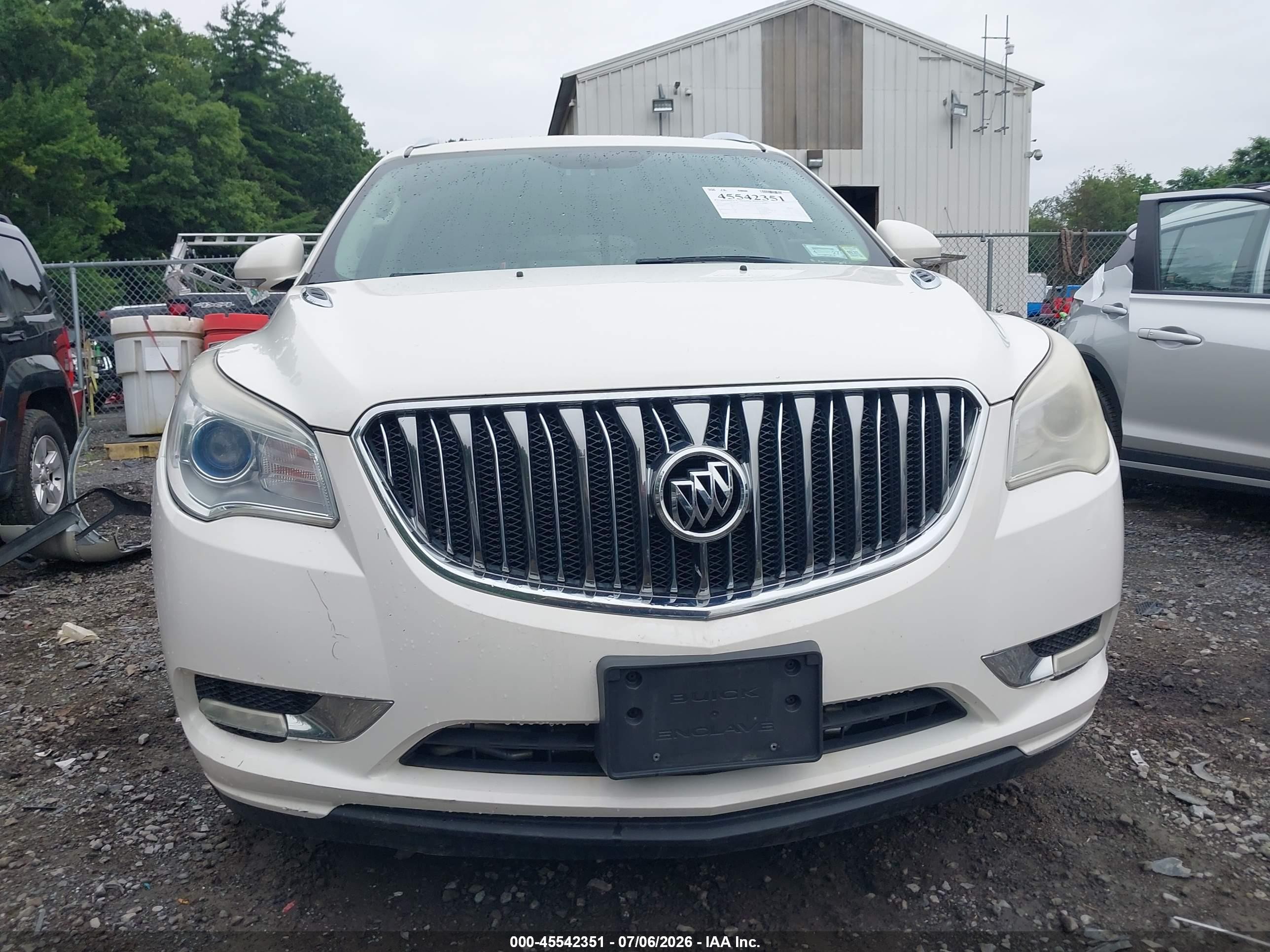 2013 Buick Enclave Leather Cream vin: 5GAKVCKD0DJ262050