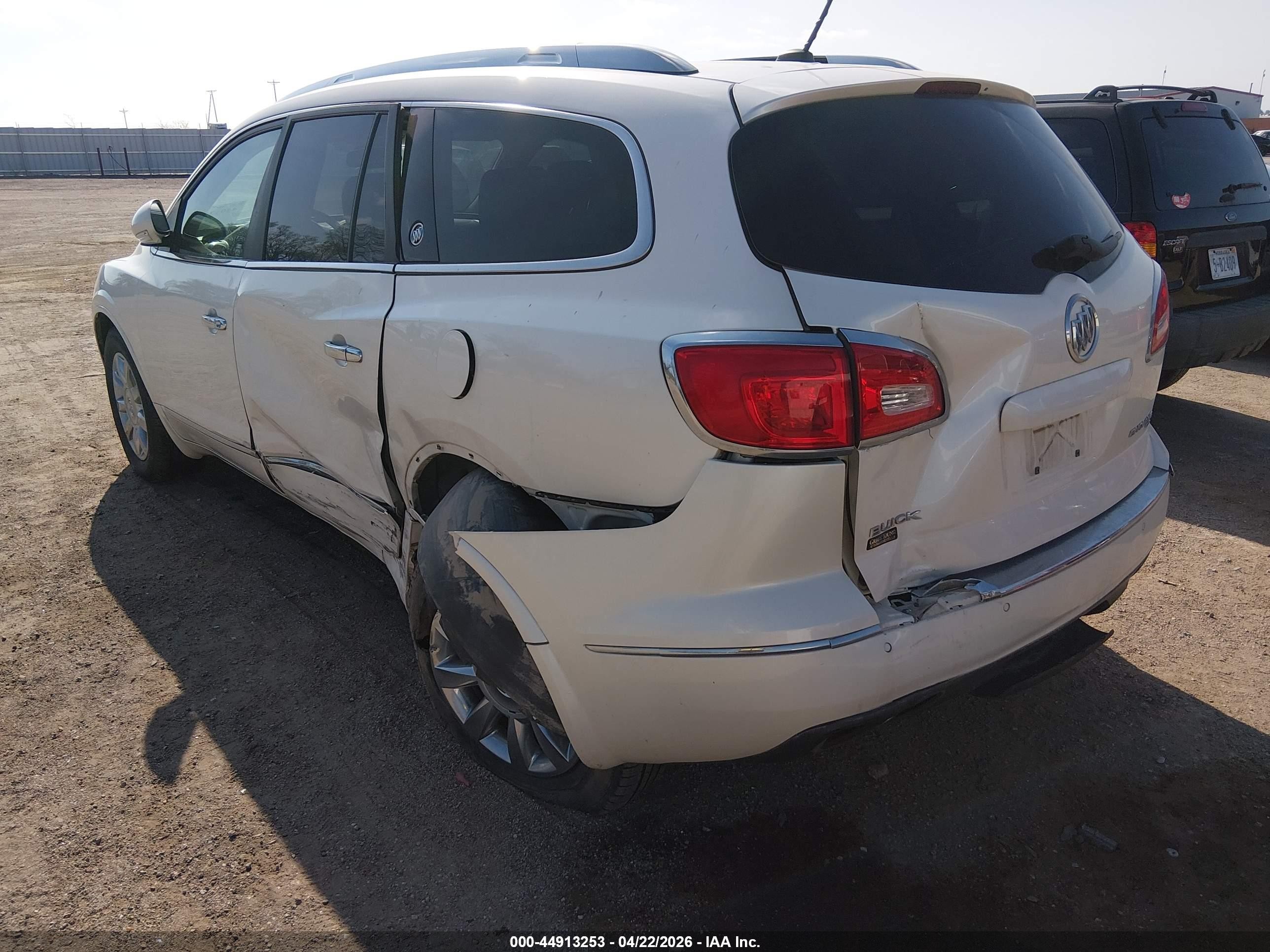 2015 Buick Enclave Premium White vin: 5GAKVCKD0FJ102981