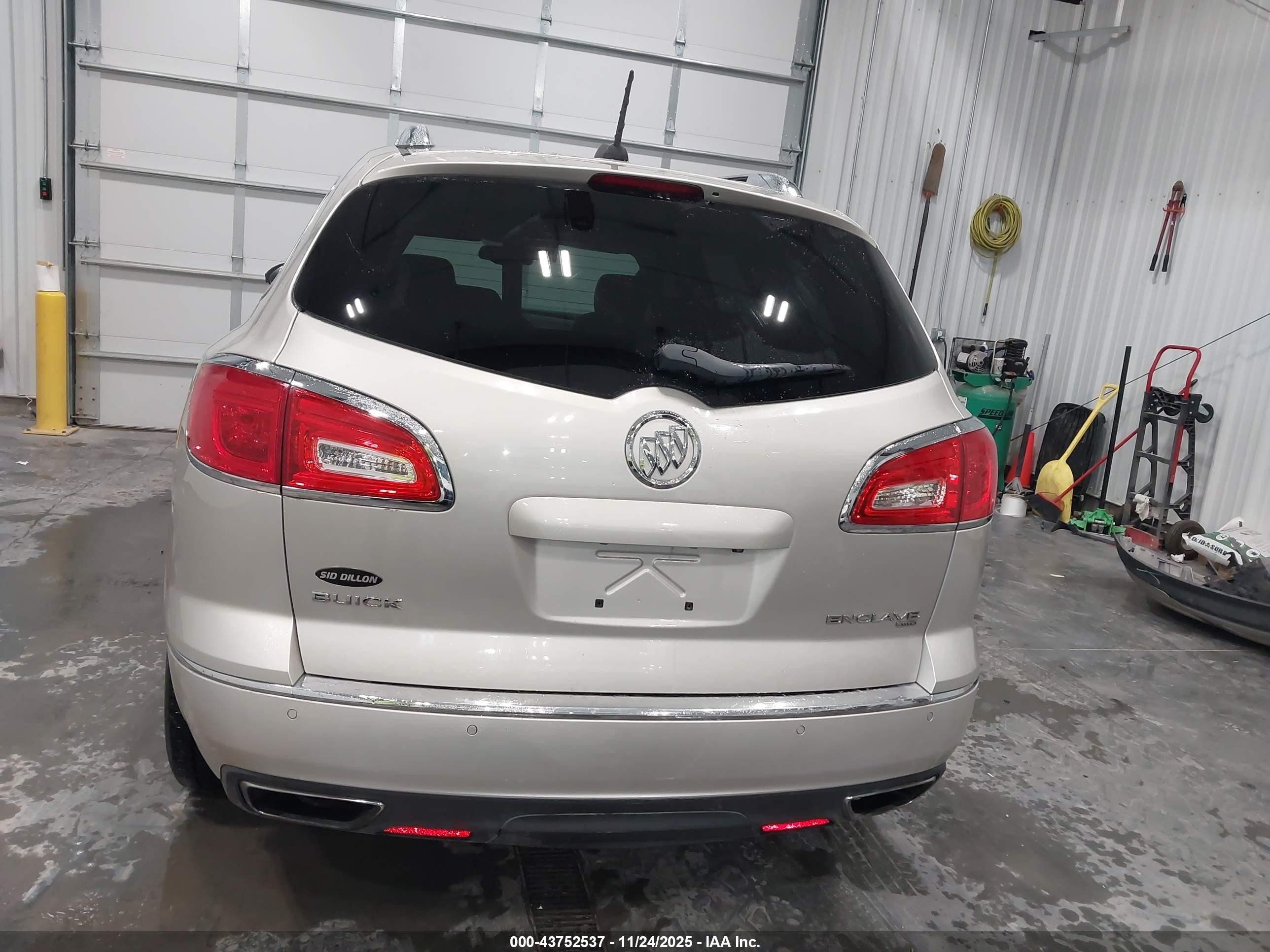 2017 Buick Enclave Premium Tan vin: 5GAKVCKD0HJ201559