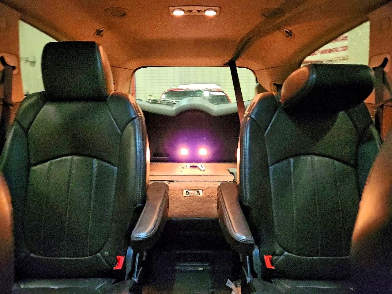 2013 Buick Enclave Beige vin: 5GAKVCKD1DJ261800