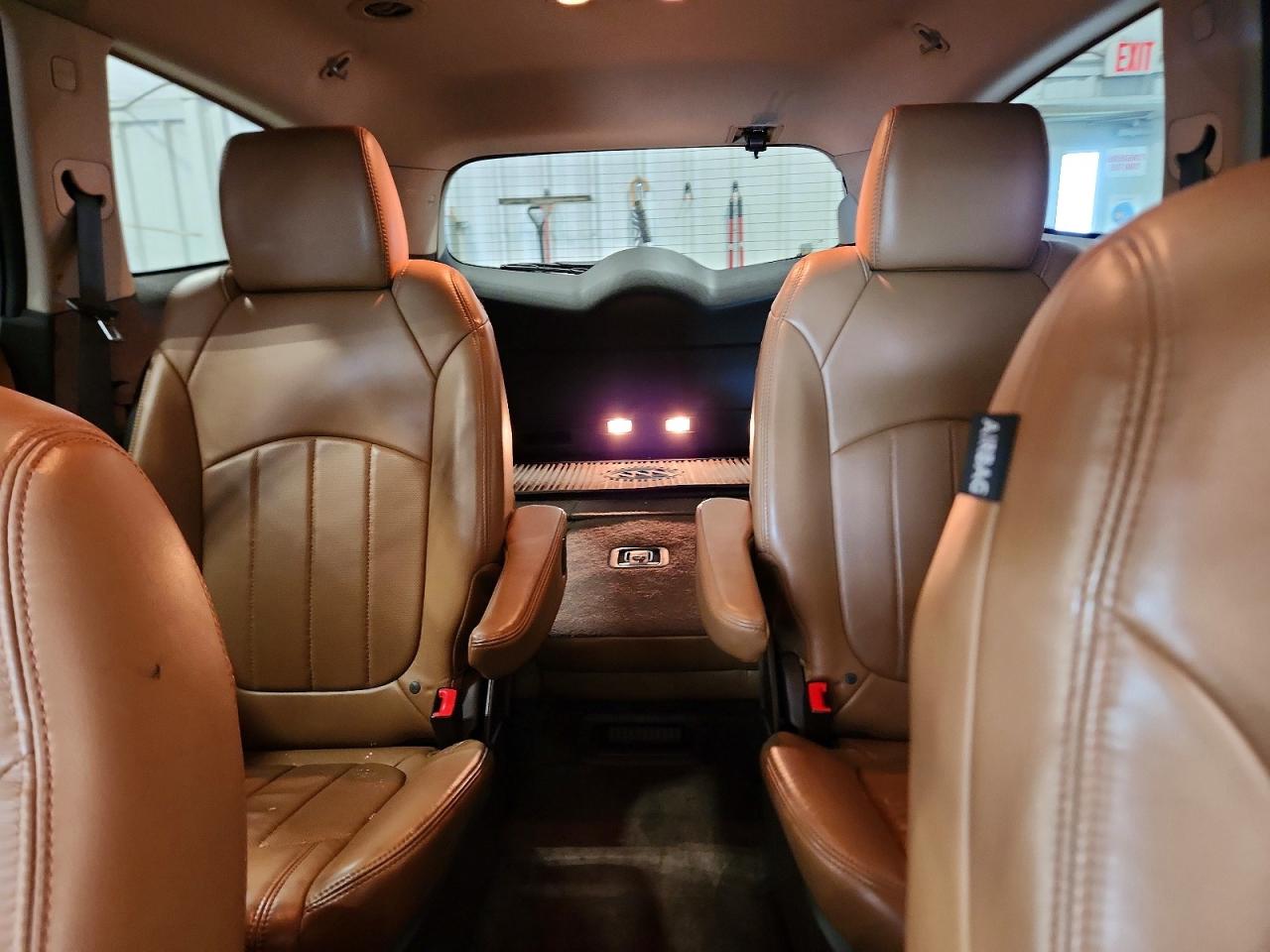 2013 Buick Enclave Brown vin: 5GAKVCKD1DJ266673