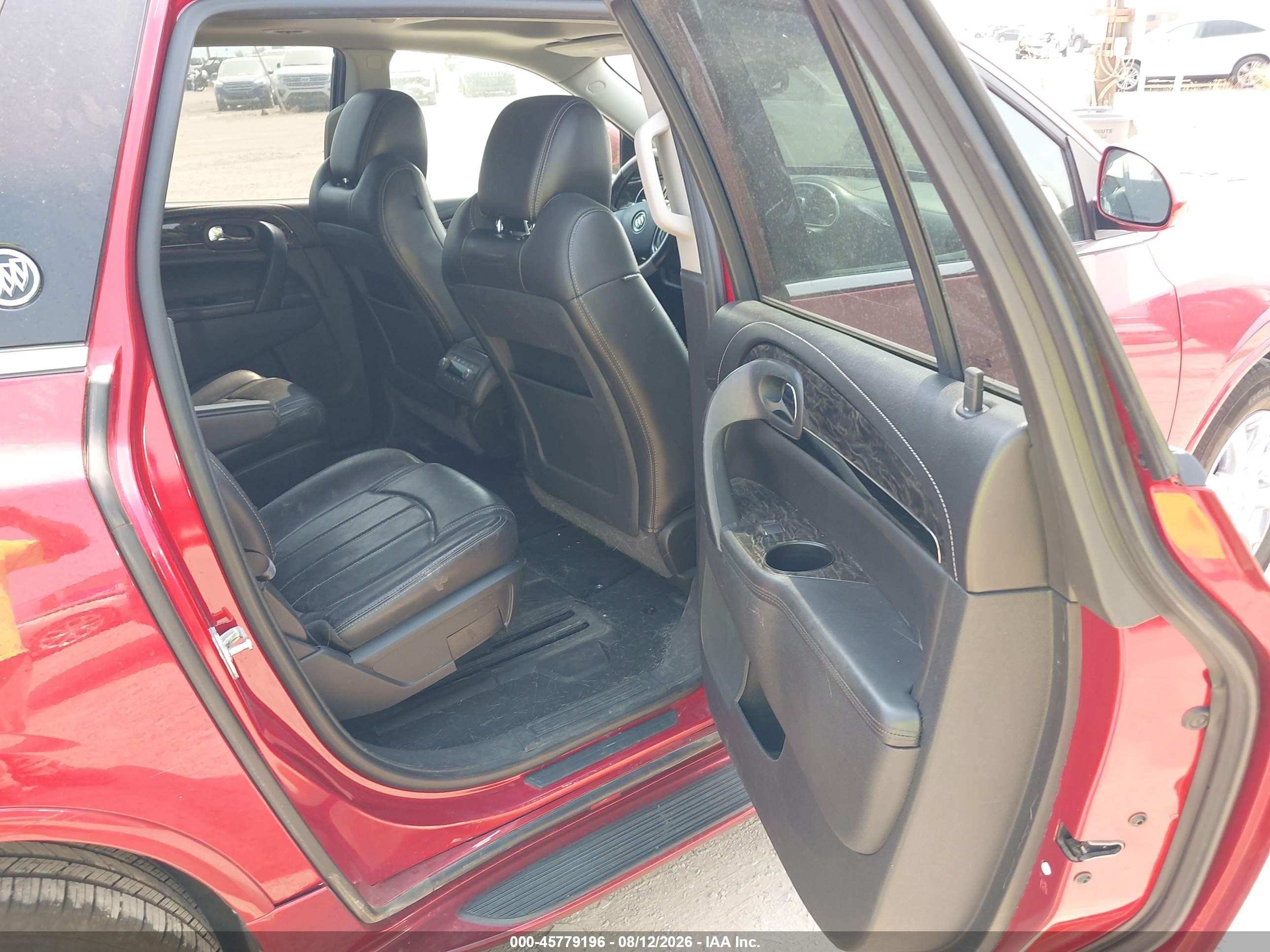 2013 Buick Enclave Leather Red vin: 5GAKVCKD2DJ255892