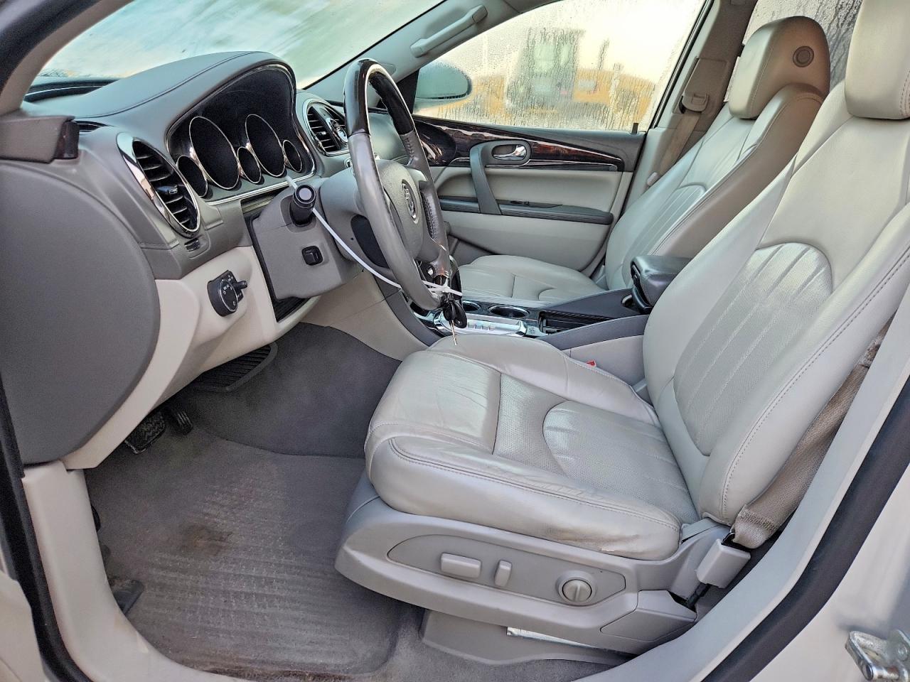 2015 Buick Enclave Silver vin: 5GAKVCKD2FJ154564