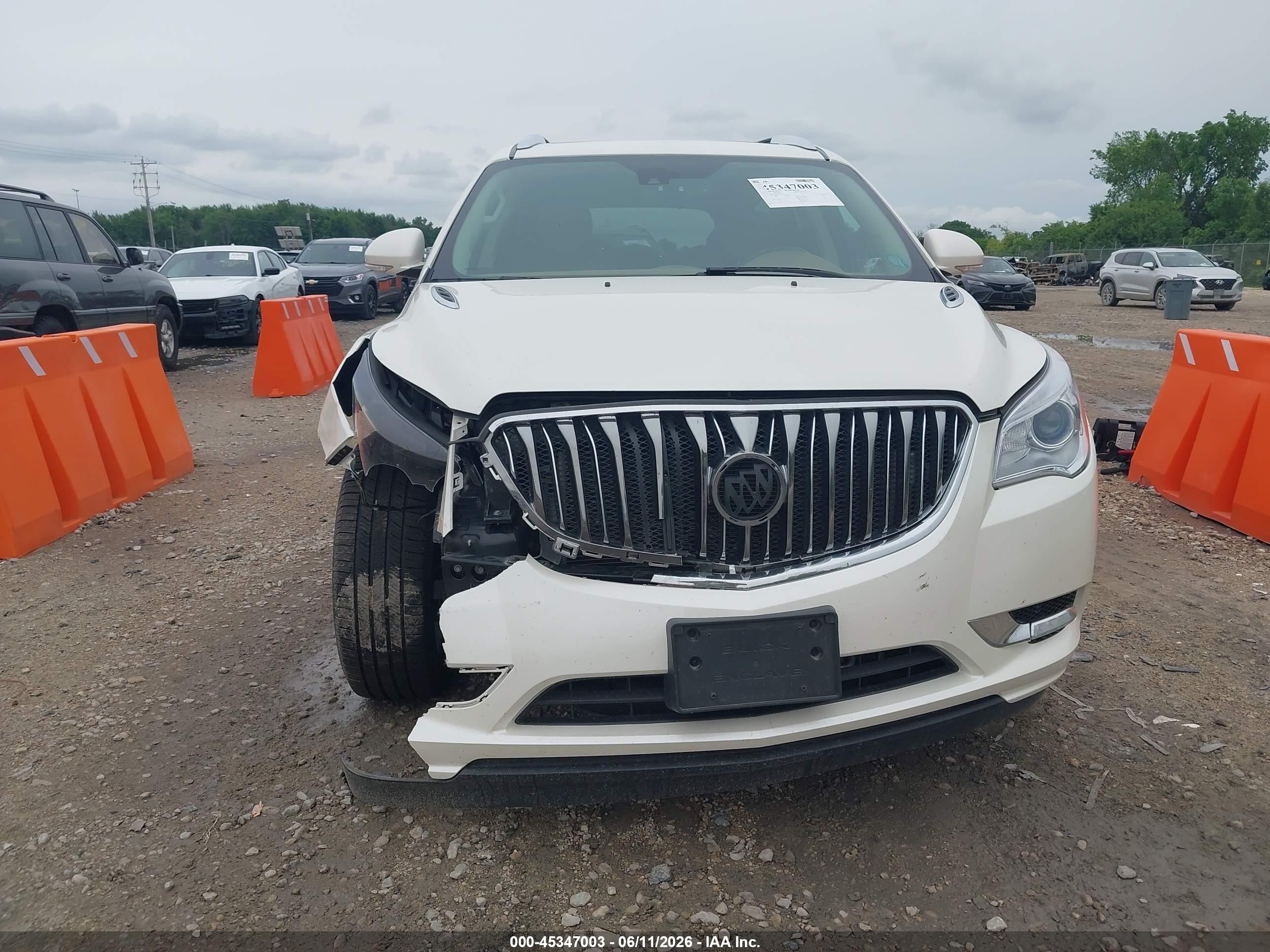 2015 Buick Enclave Premium White vin: 5GAKVCKD2FJ172207