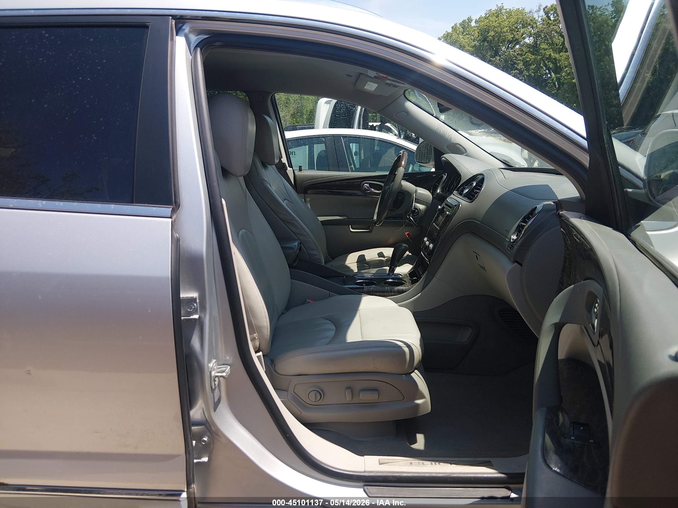 2013 Buick Enclave Leather Silver vin: 5GAKVCKD3DJ155316