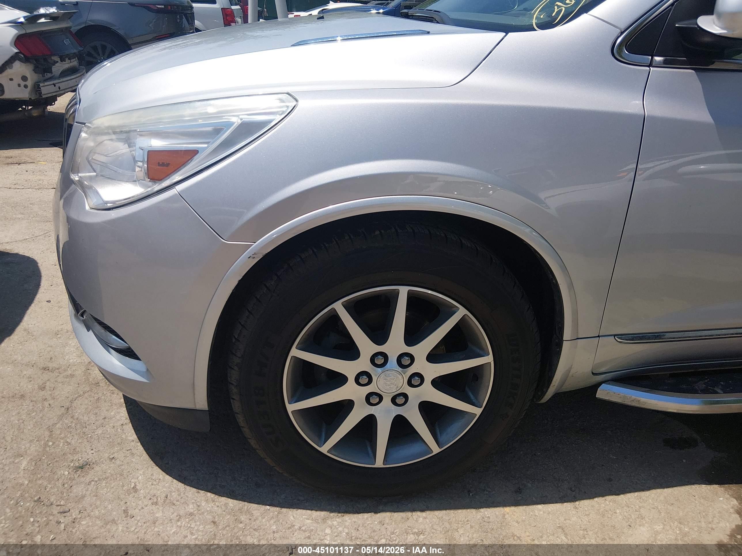 2013 Buick Enclave Leather Silver vin: 5GAKVCKD3DJ155316