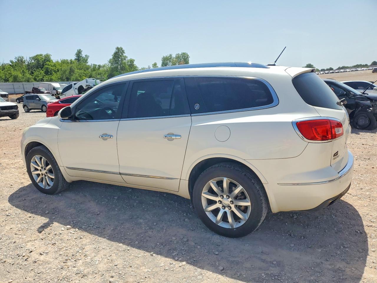2014 Buick Enclave White vin: 5GAKVCKD3EJ275831