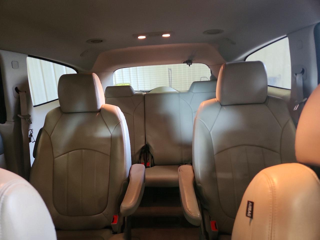 2015 Buick Enclave White vin: 5GAKVCKD3FJ124957