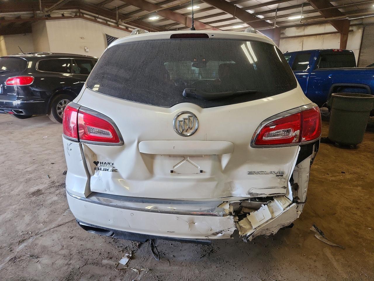 2015 Buick Enclave White vin: 5GAKVCKD3FJ124957