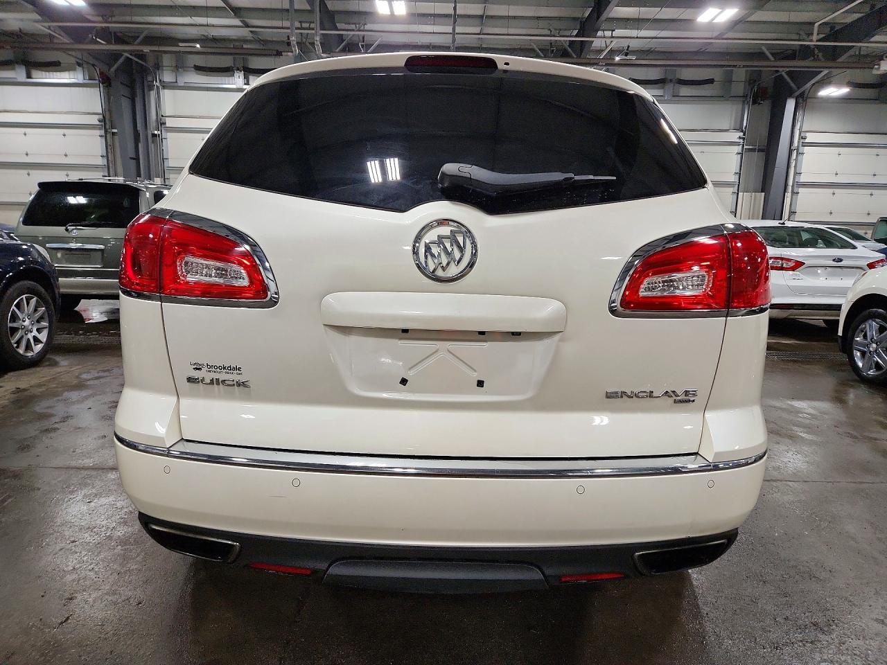 2015 Buick Enclave White vin: 5GAKVCKD3FJ224914