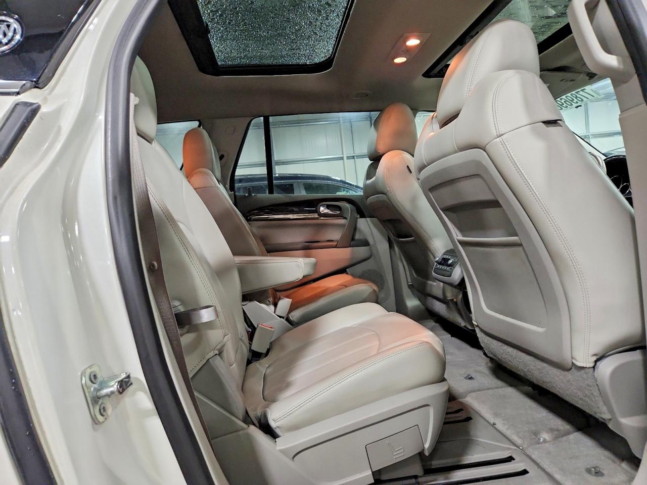 2015 Buick Enclave White vin: 5GAKVCKD3FJ224914