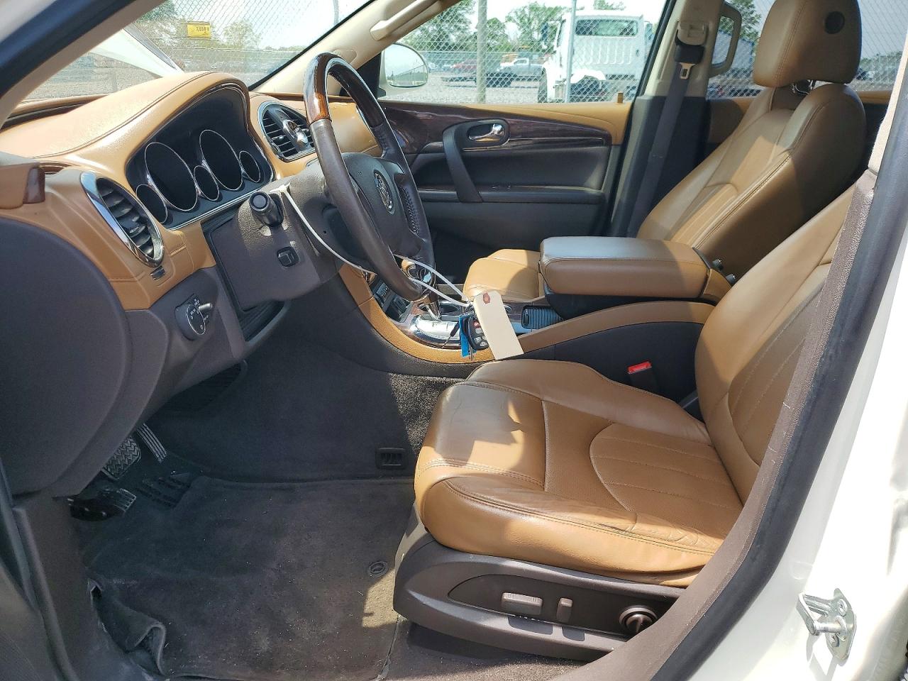 2015 Buick Enclave White vin: 5GAKVCKD3FJ295417