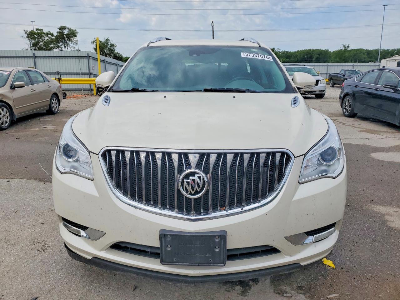 2015 Buick Enclave White vin: 5GAKVCKD3FJ313415