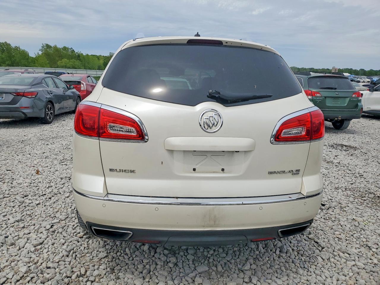 2014 Buick Enclave White vin: 5GAKVCKD4EJ200930