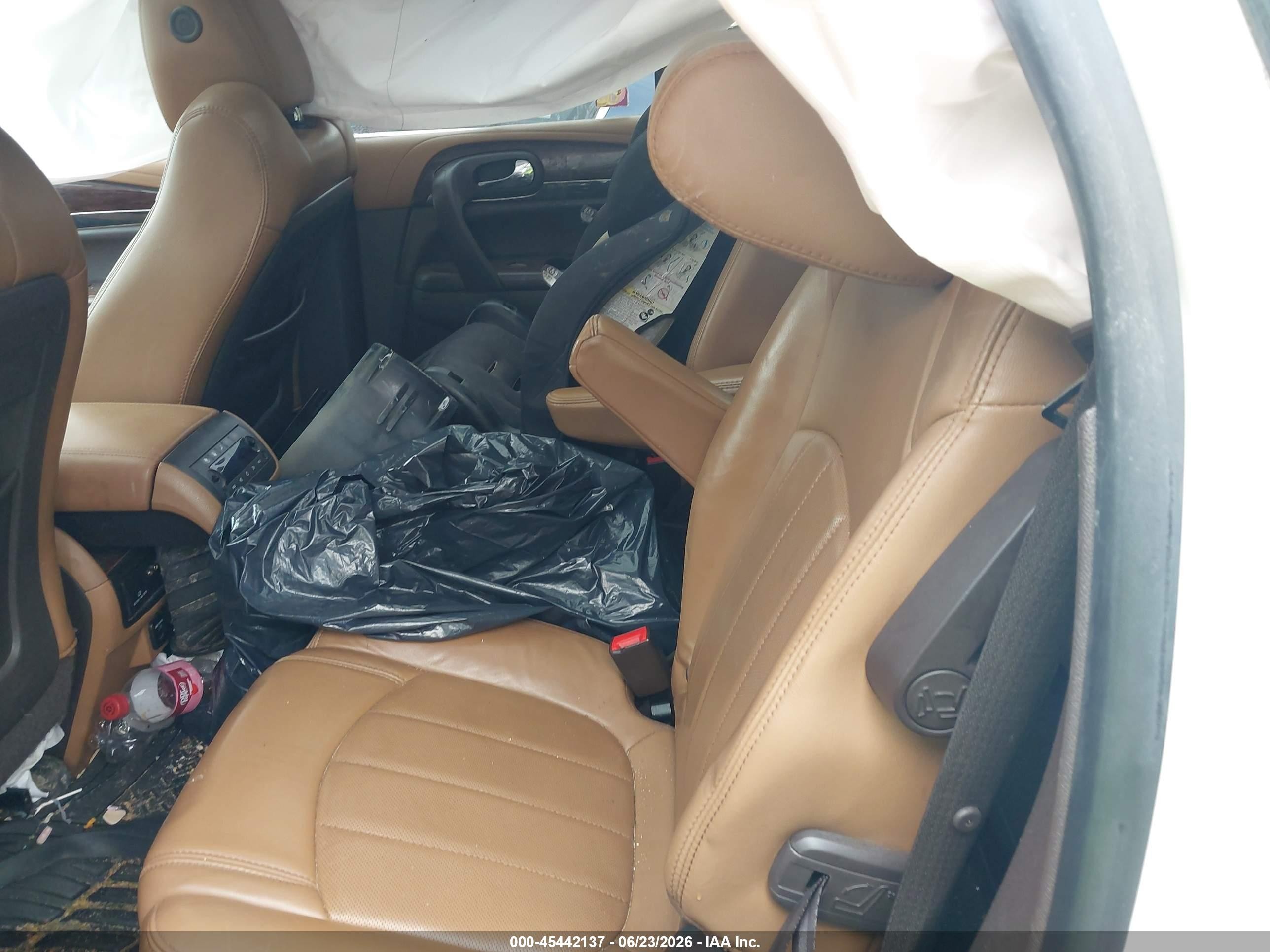 2014 Buick Enclave Premium Белый vin: 5GAKVCKD4EJ369670