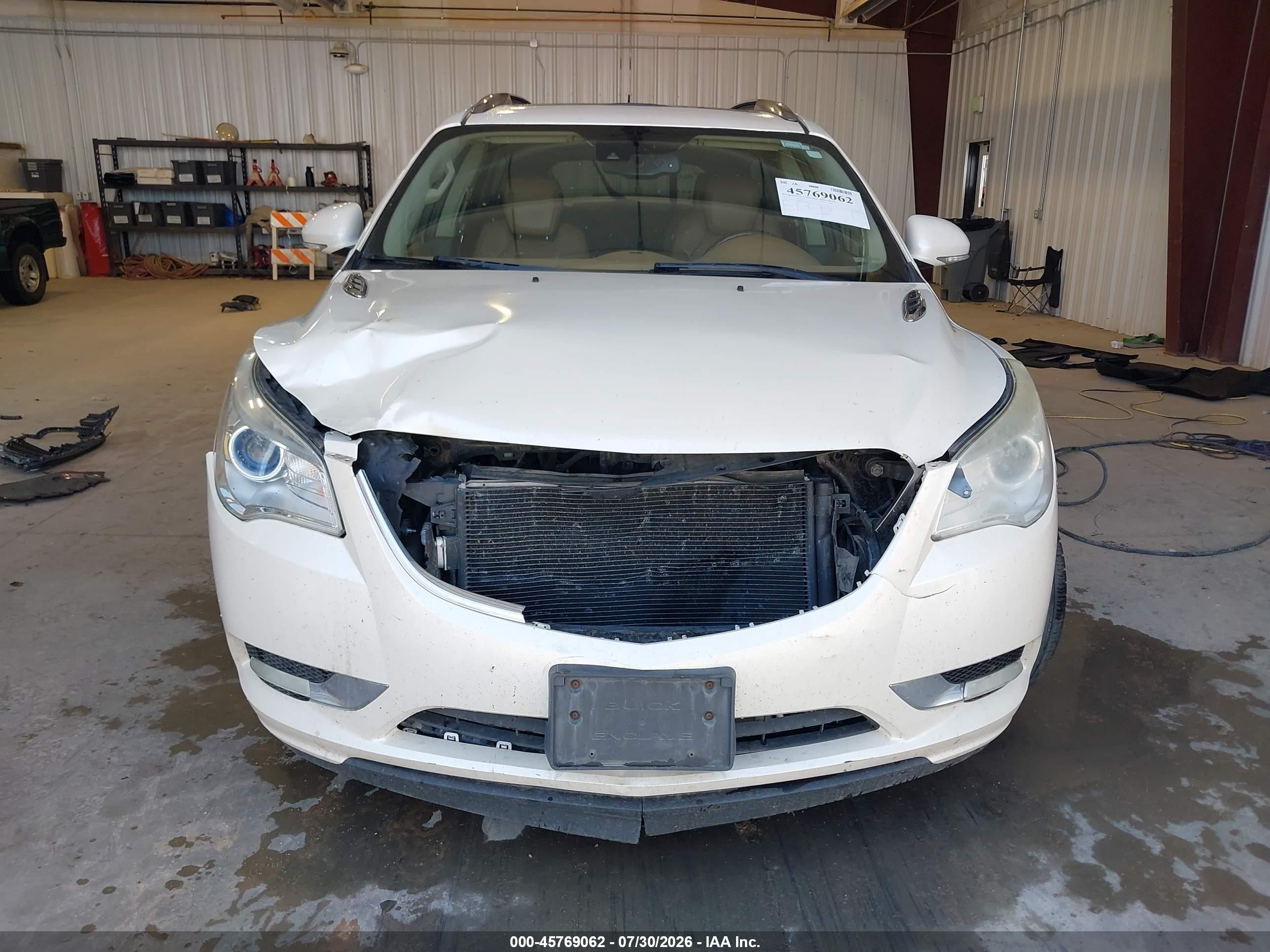 2014 Buick Enclave Premium White vin: 5GAKVCKD5EJ264166