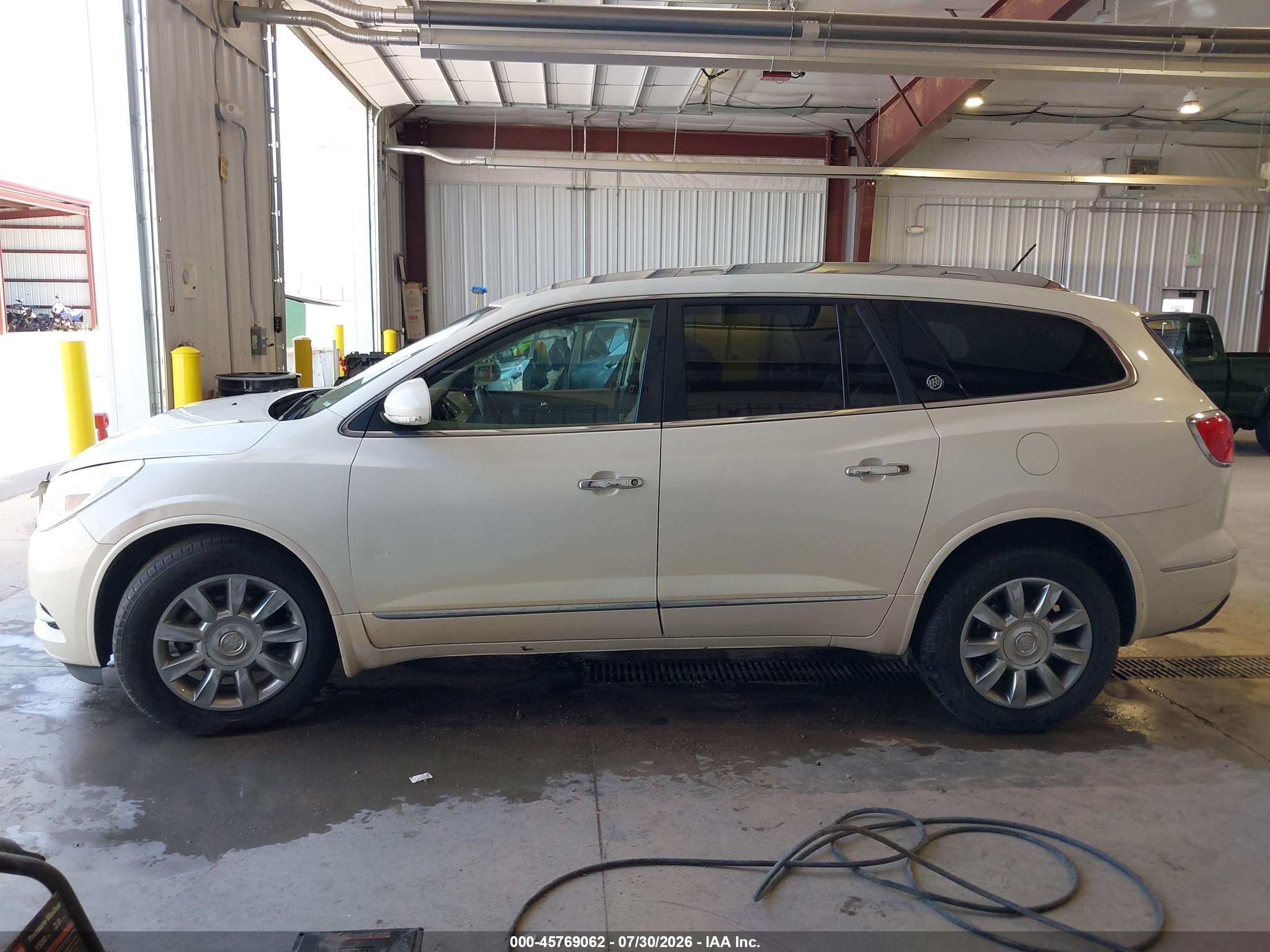 2014 Buick Enclave Premium White vin: 5GAKVCKD5EJ264166