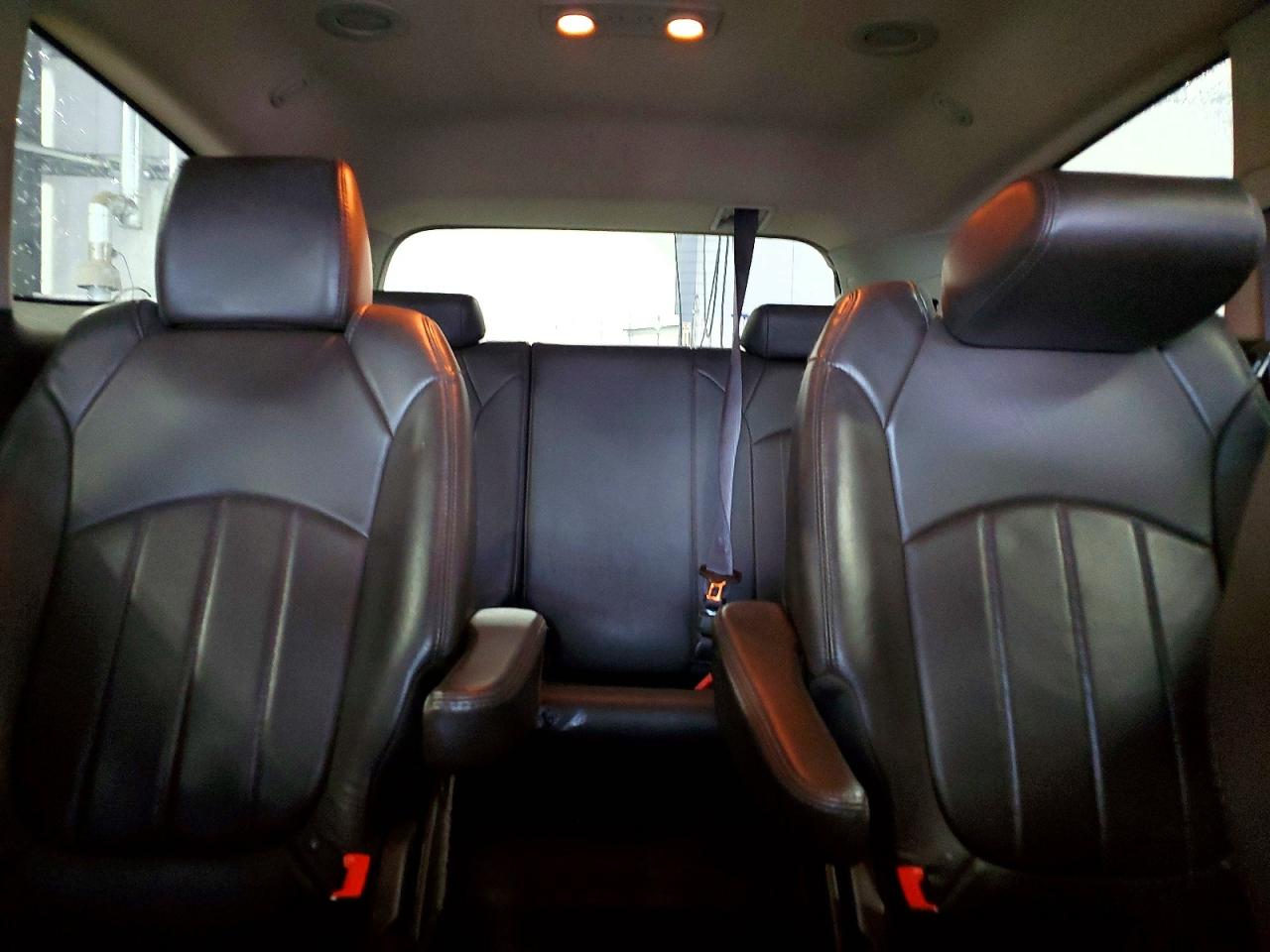 2014 Buick Enclave White vin: 5GAKVCKD5EJ268850