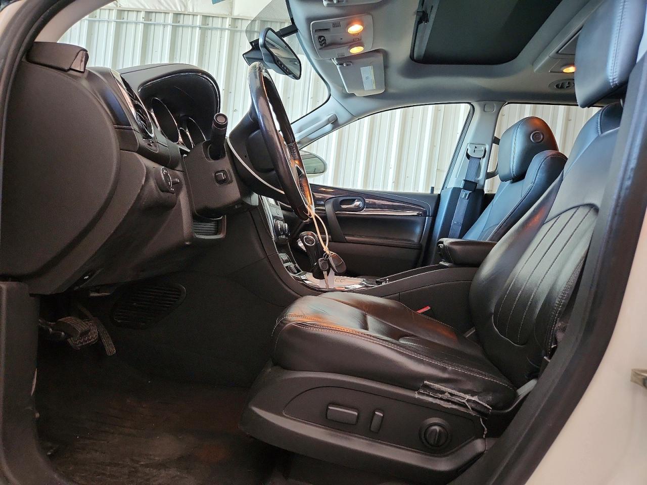 2015 Buick Enclave White vin: 5GAKVCKD5FJ144319