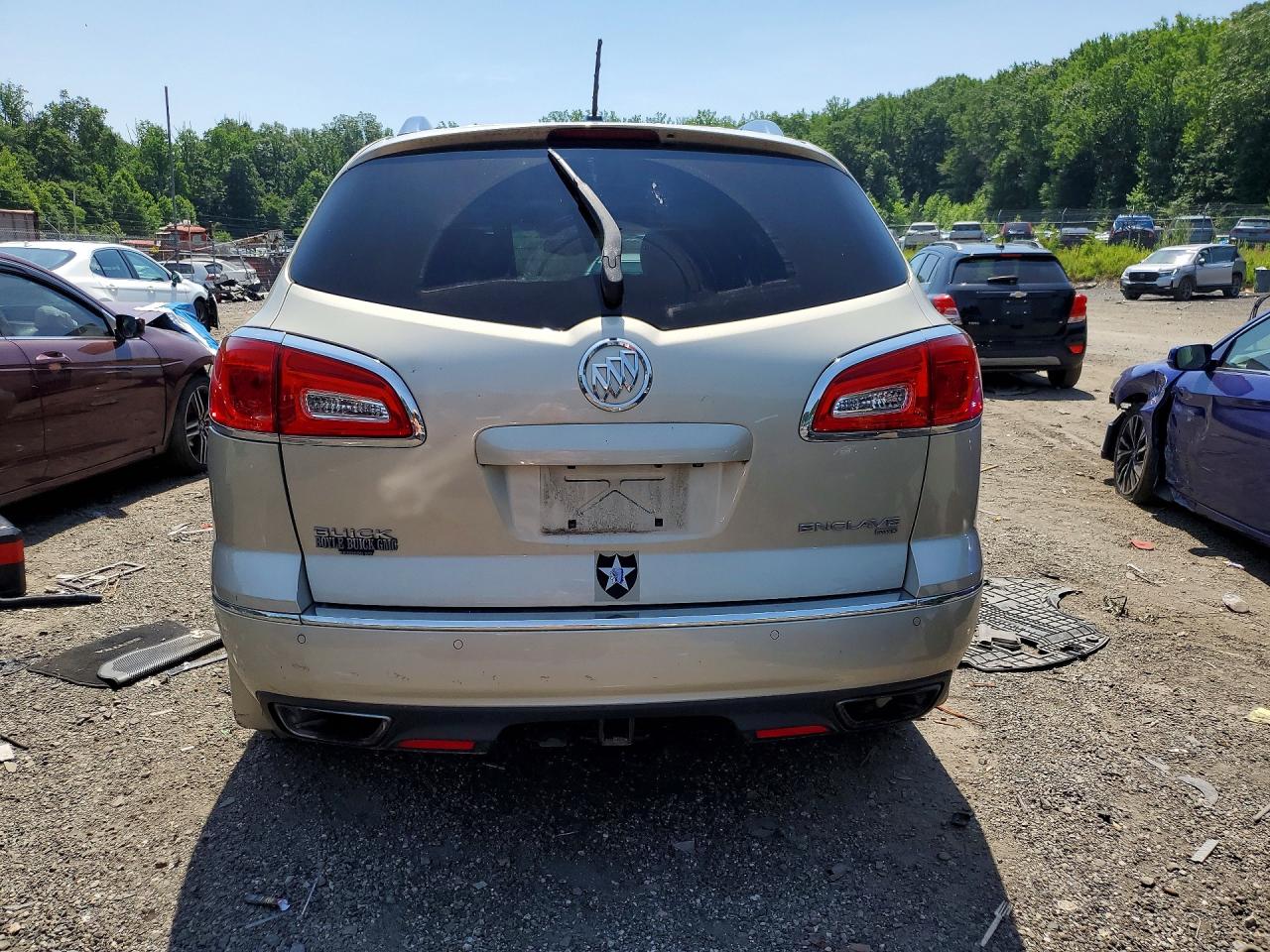 2015 Buick Enclave Gold vin: 5GAKVCKD5FJ159712