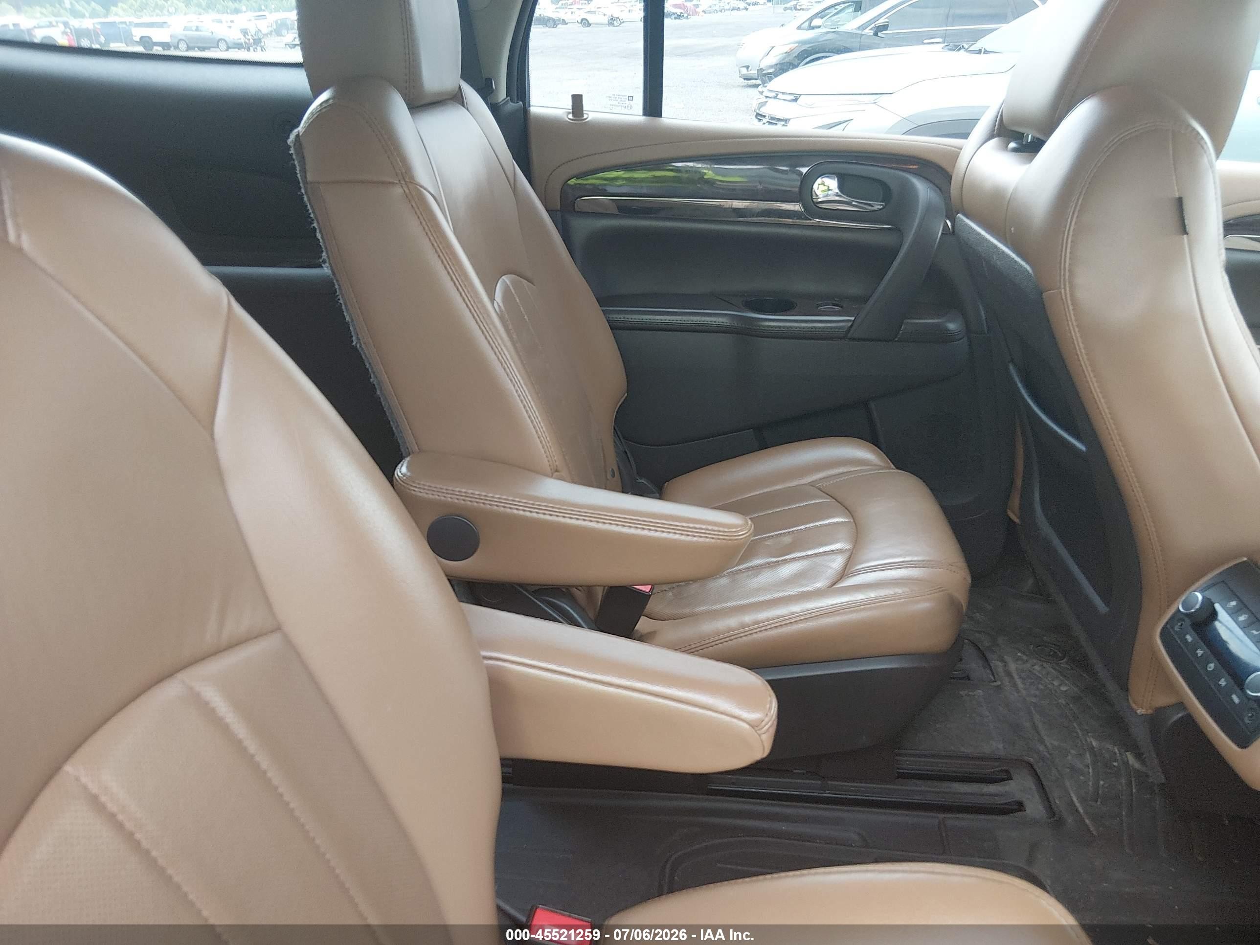 2015 Buick Enclave Premium Burgundy vin: 5GAKVCKD5FJ185713