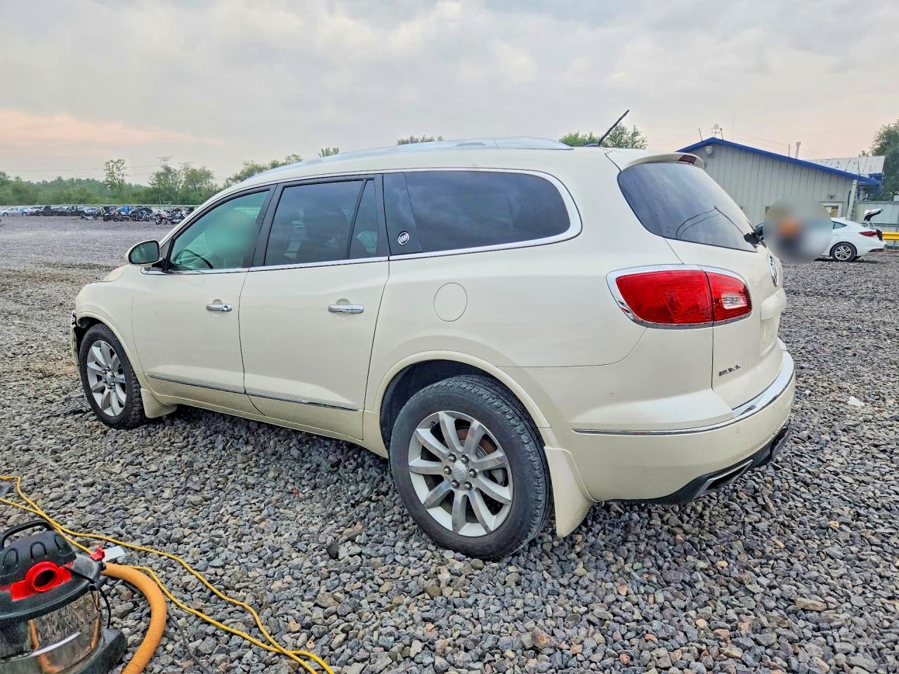 2015 Buick Enclave White vin: 5GAKVCKD5FJ283558